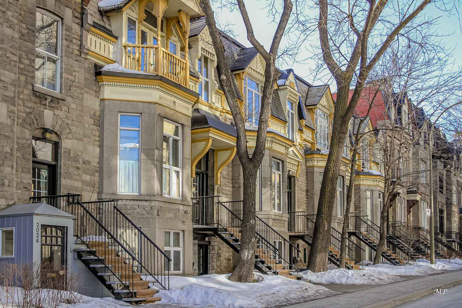 Montréal  - rue d'un quartier résidentiel