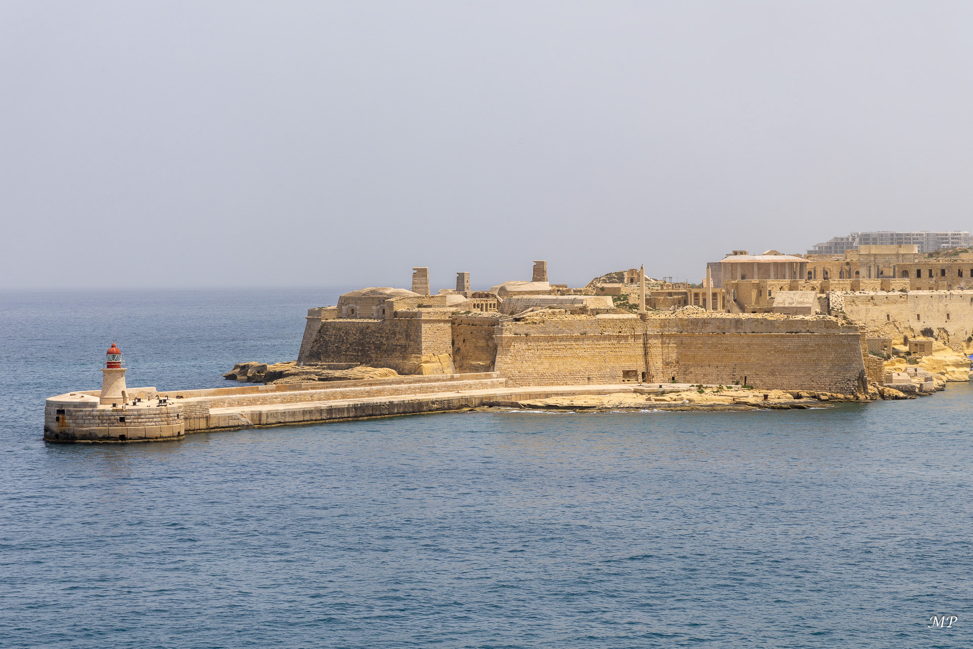 Face à La Valette dans le Grand Port, le Fort Ricasoli