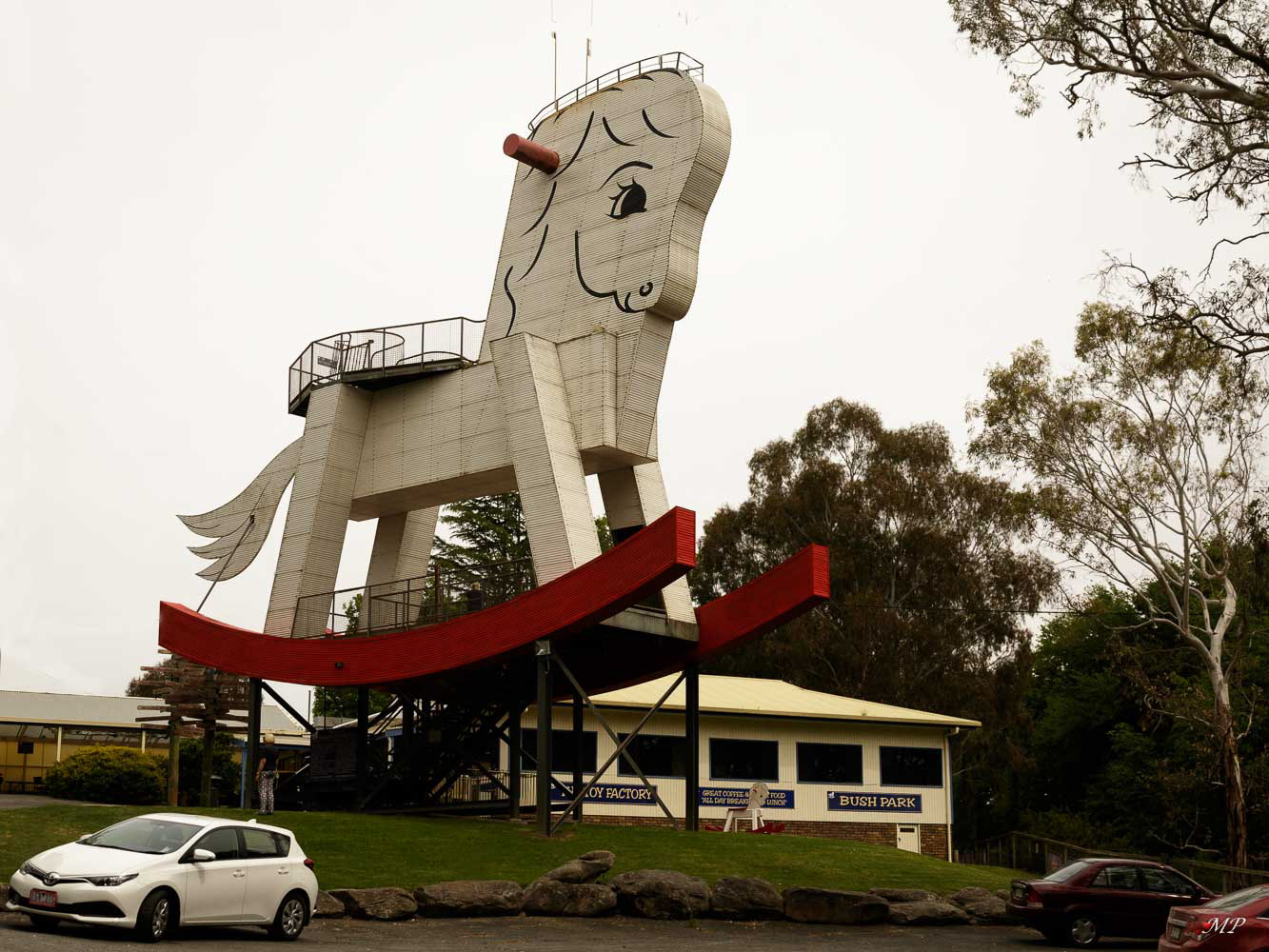 Big Rocking Horse est l’enseigne d'une fabrique de jouets en bois dans la Barossa Valley.