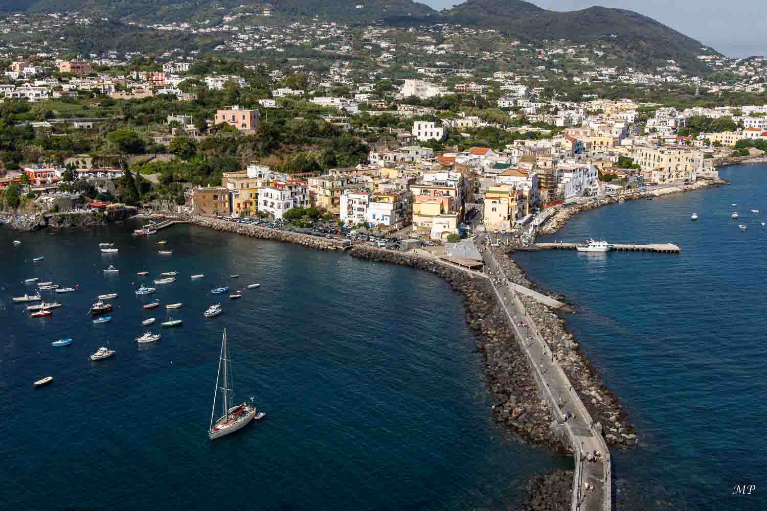 Ischia - Ischia  Ponte vu du Château Aragonais