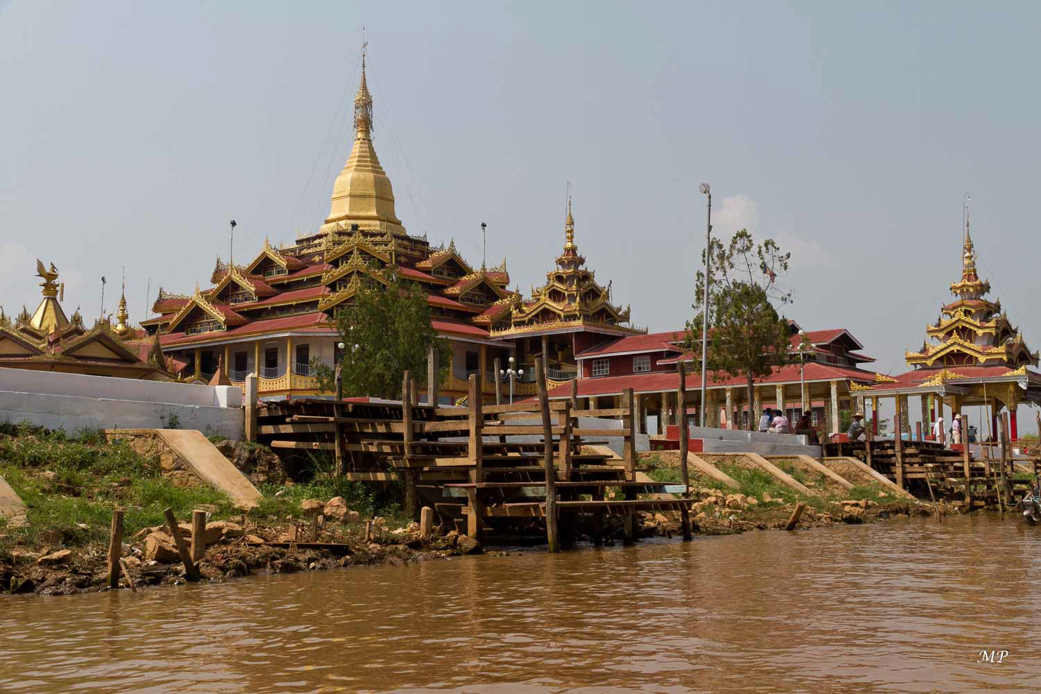 Lac Inle: La Paya Phaung Daw Oo