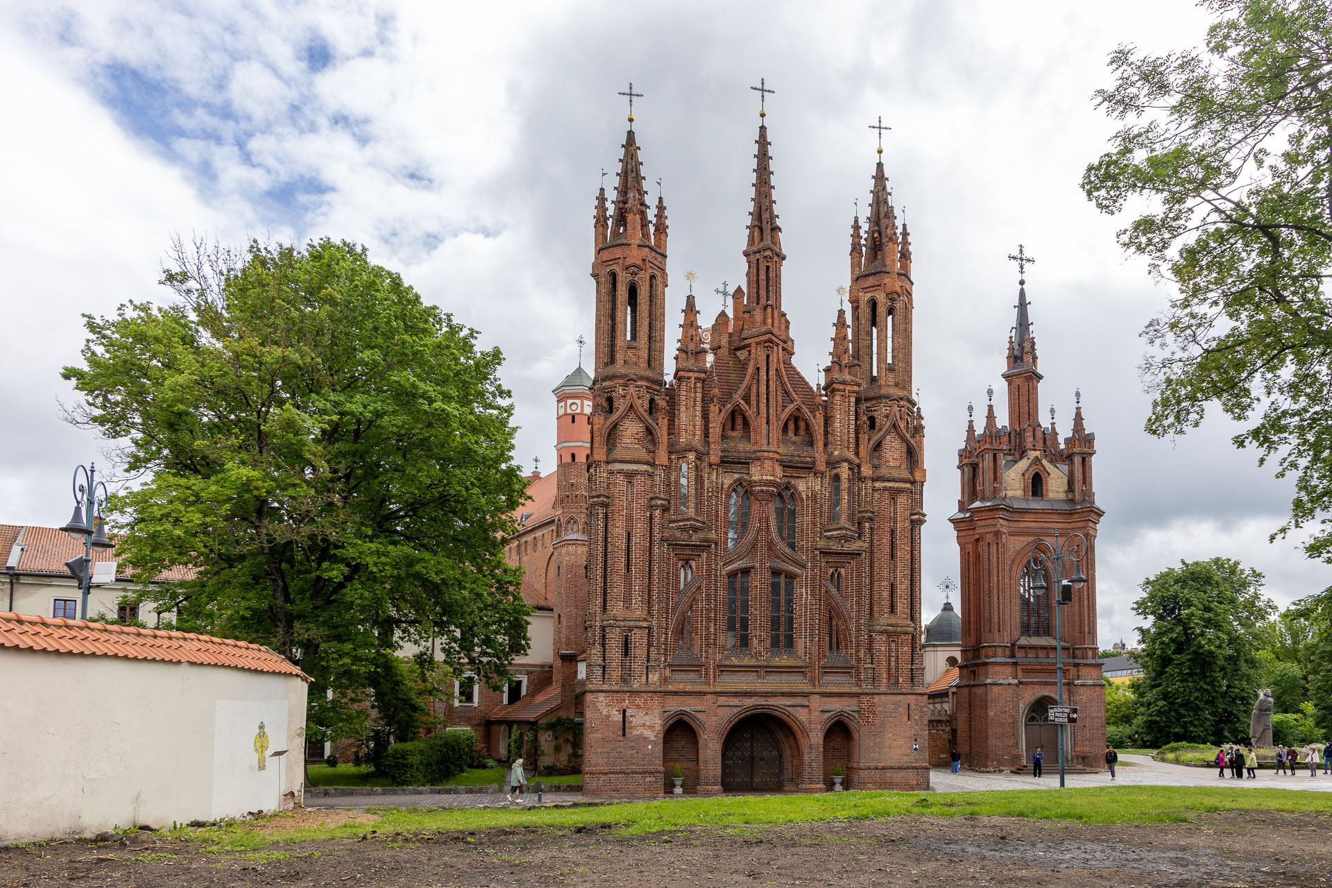 Vilnius - Eglise catholique Sainte-Anne
