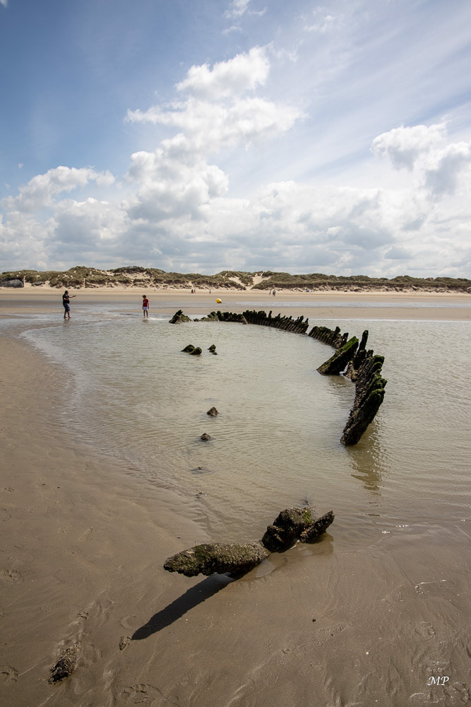 Bray-Dunes - Epave de l'opération Dynamo (1940)