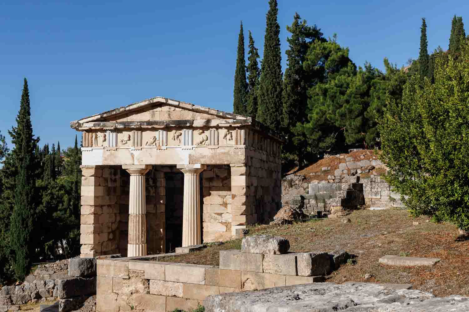 Delphes - Le Trésor des Atheniens
