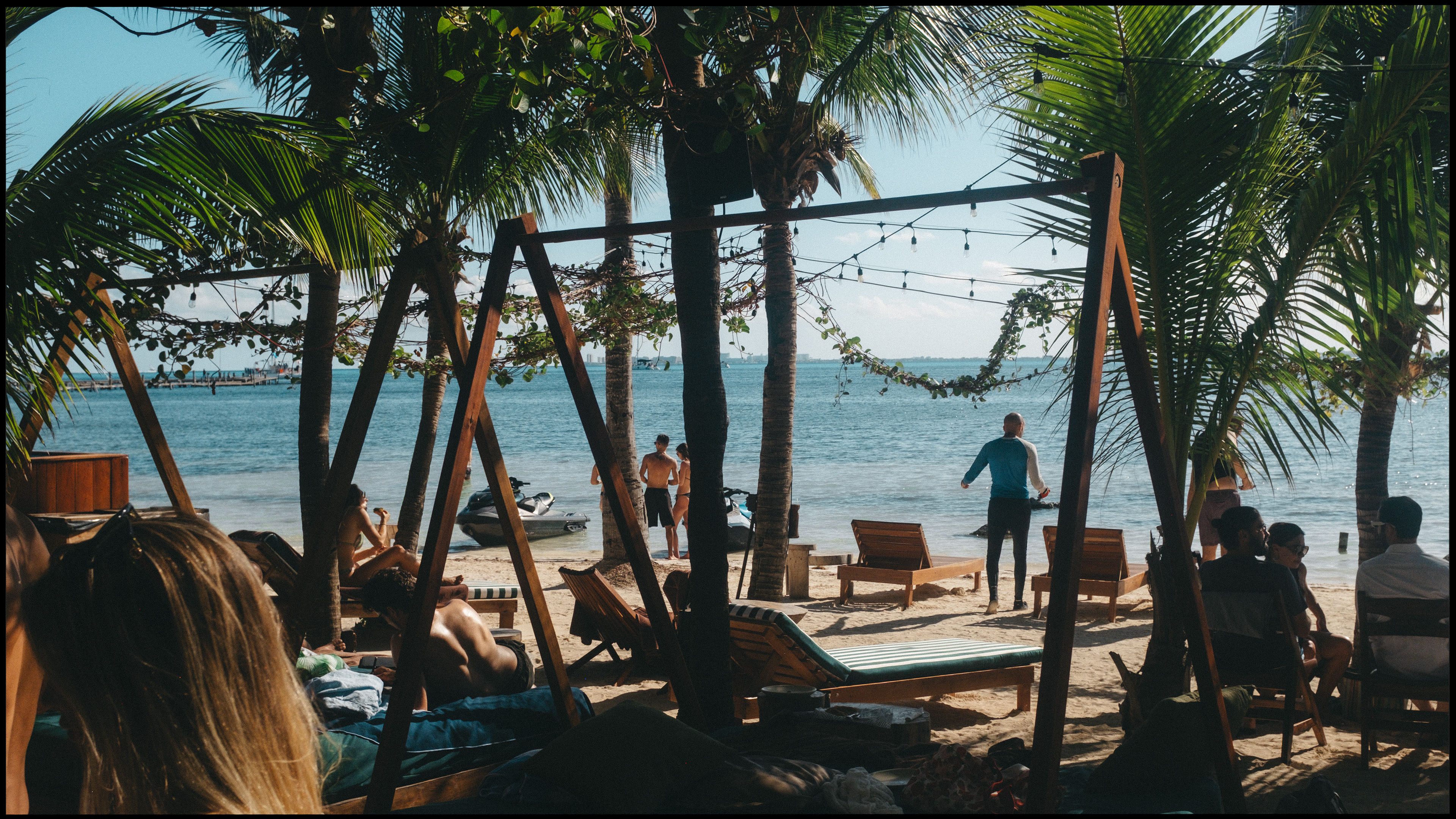 Mayan Monkey Club - Isla Mujeres