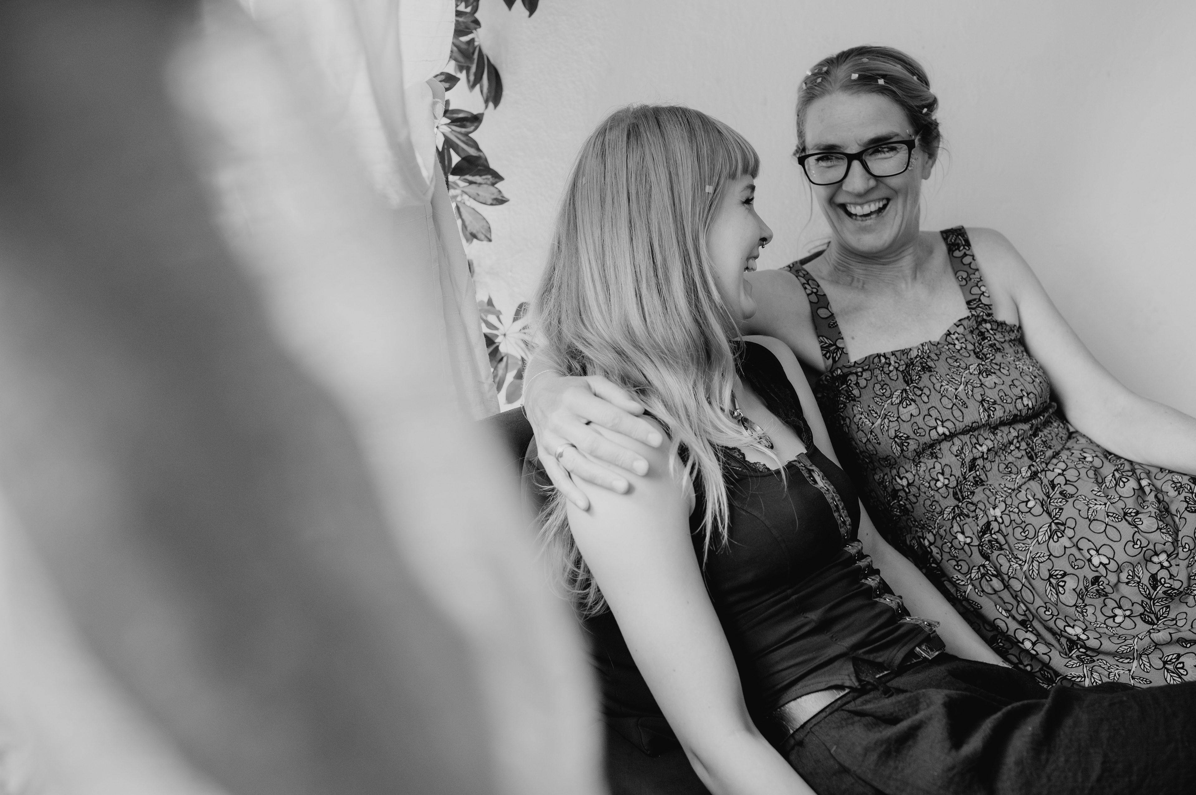 Mama und Tochter, Maren Jakobi Fotografin für Frauen in MV