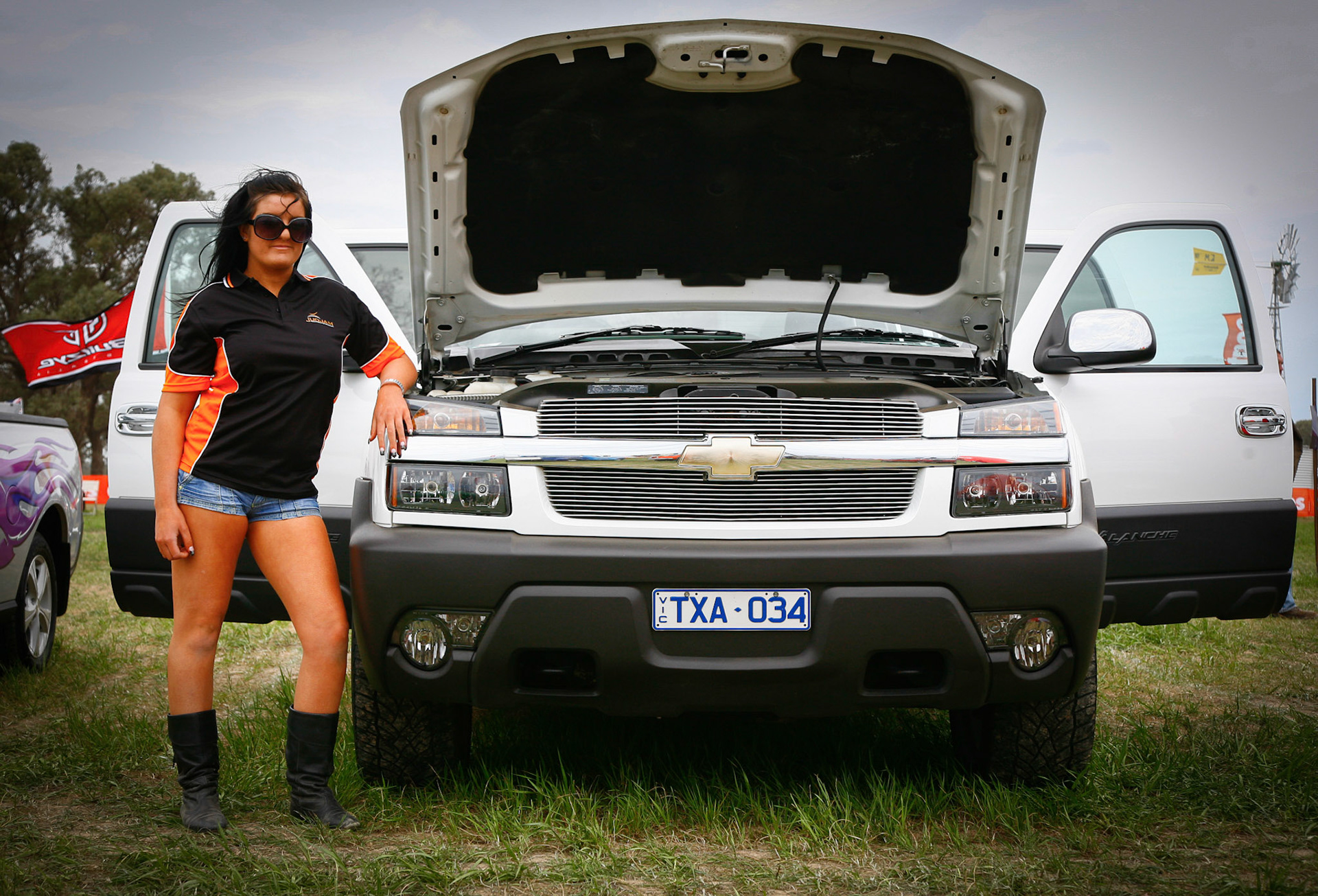 Deniliquin Ute Muster. October 1, 2009. Deniliquin, NSW. Marilia Ogayar