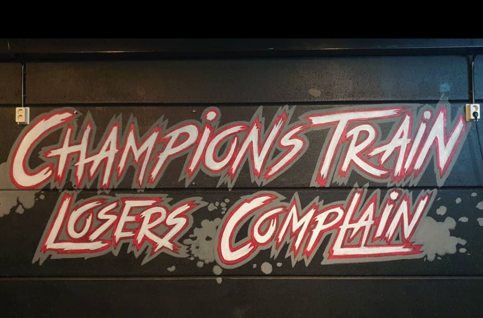graffiti sportschool champions train losers complain