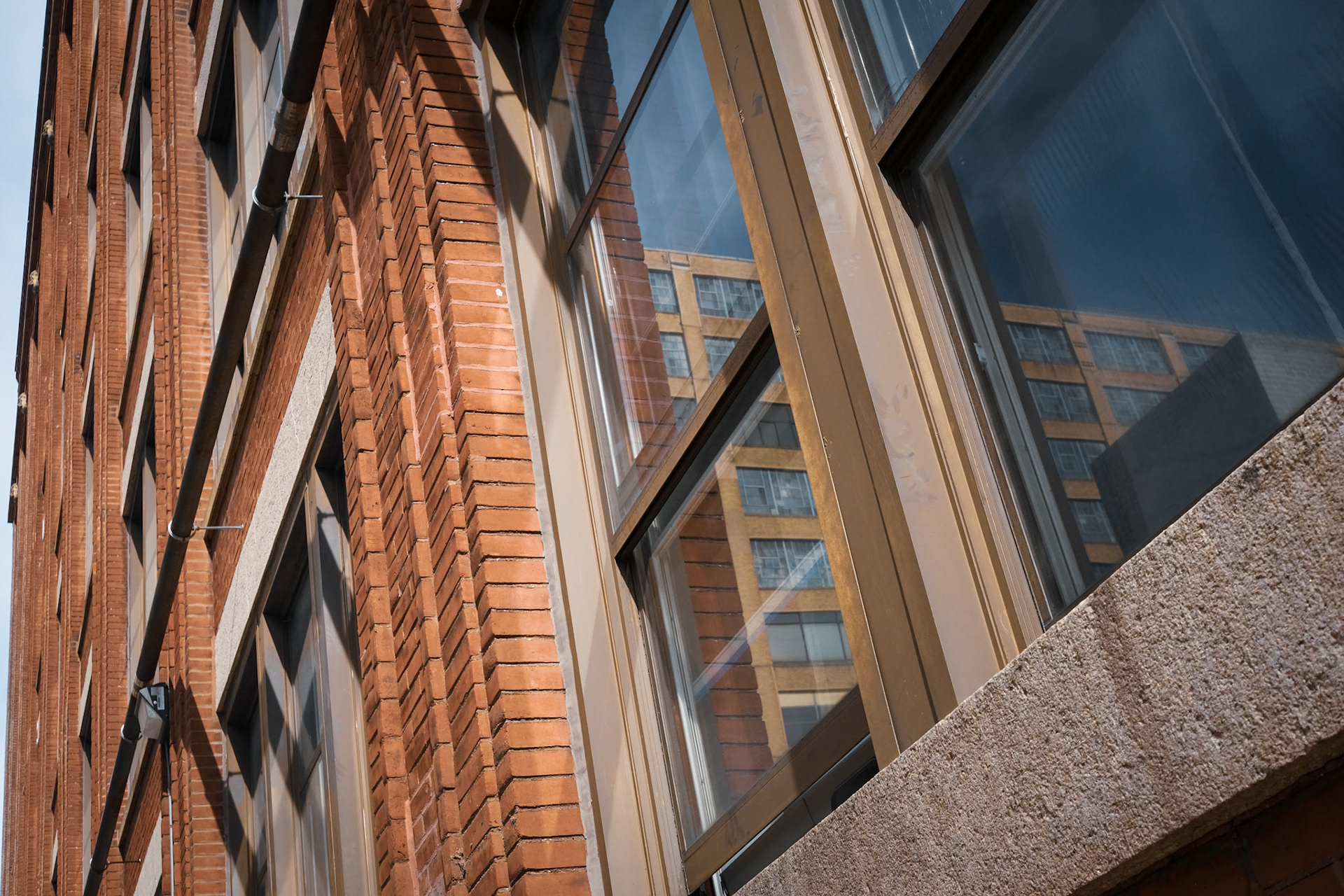 'Intersect' first appeared online in the 13th Annual Cityscape Exhibition at Light Space &amp; Time Online Art Gallery in March 2023.