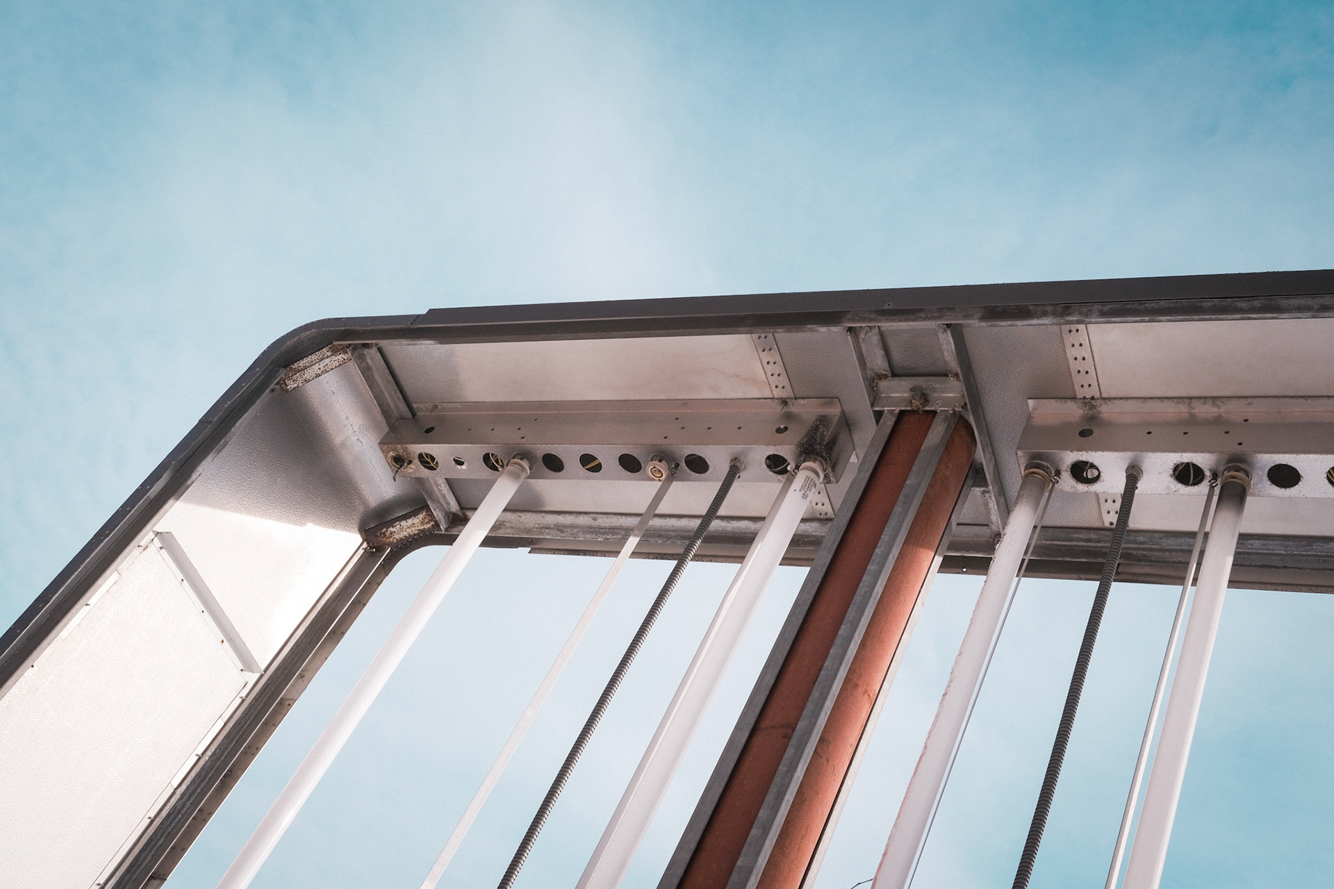 'Fluorescent' first appeared in Reservoir Road Literary Review Issue 09 in October 2022.