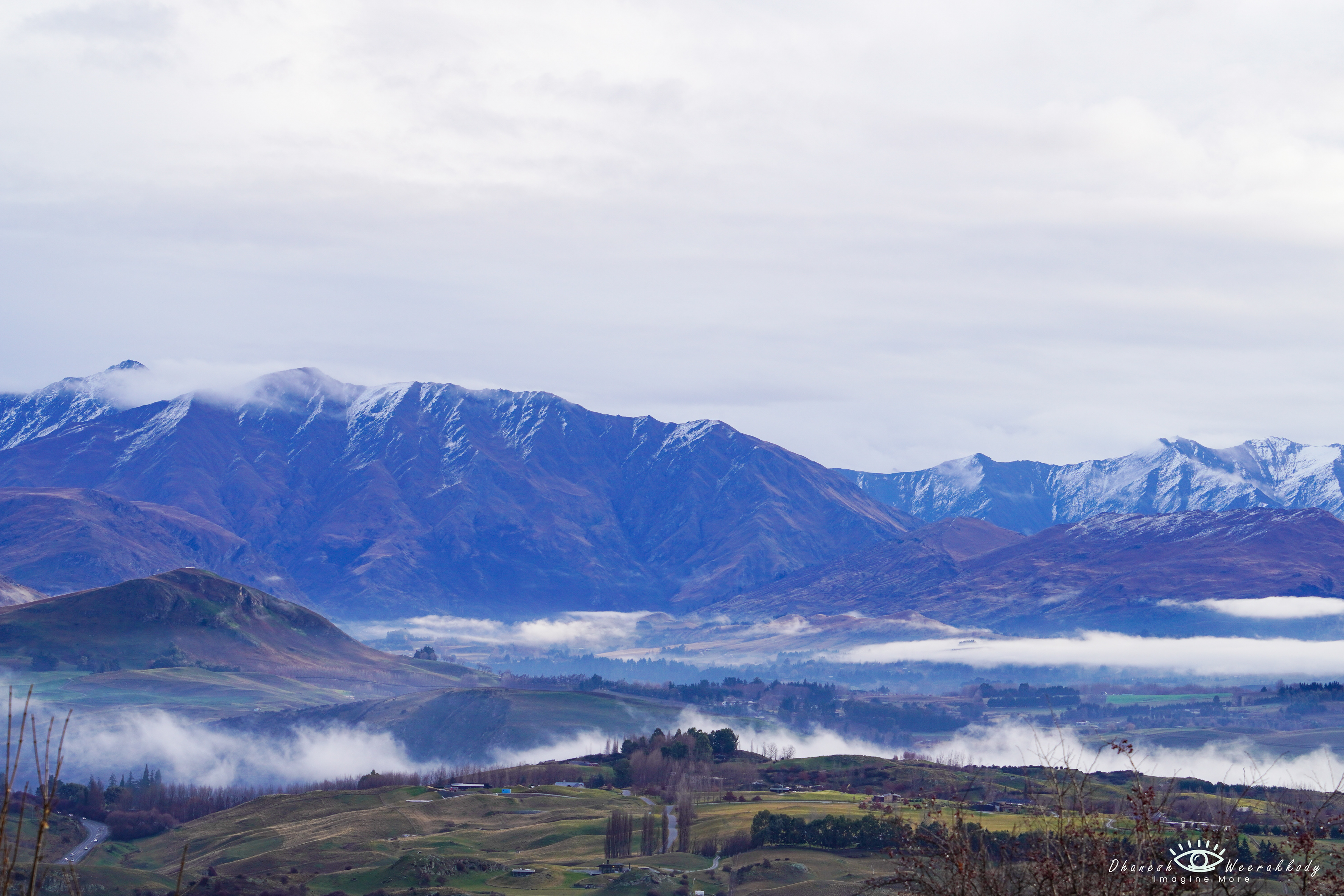 Scenic Landscape – Queenstown to Wanaka (June 2023)  This breathtaking view was captured on the journey from Queenstown to Wanaka, showcasing New Zealand’s stunning alpine landscapes. With snow-capped peaks, winding roads, and serene valleys, this route offers some of the most picturesque scenery in the South Island.