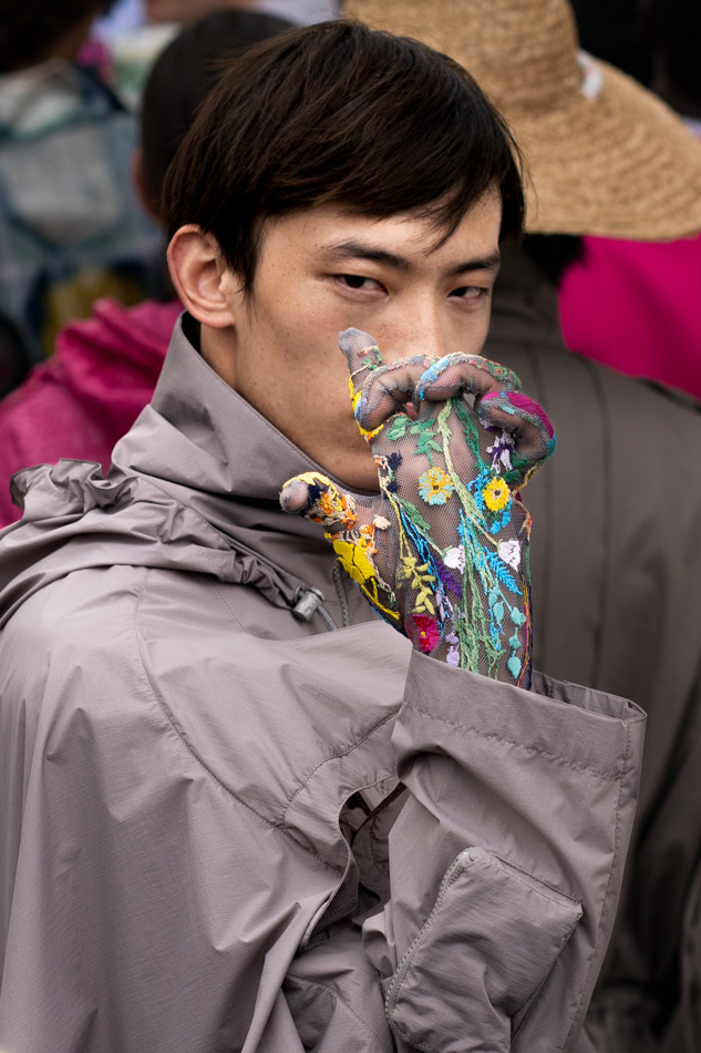 Hang Yu before stepping on the runway at Louis Vuitton SS20 Homme