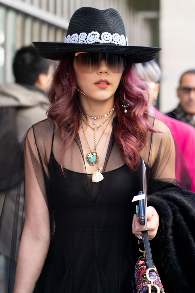 Guest before Dior AW19 Haute Couture