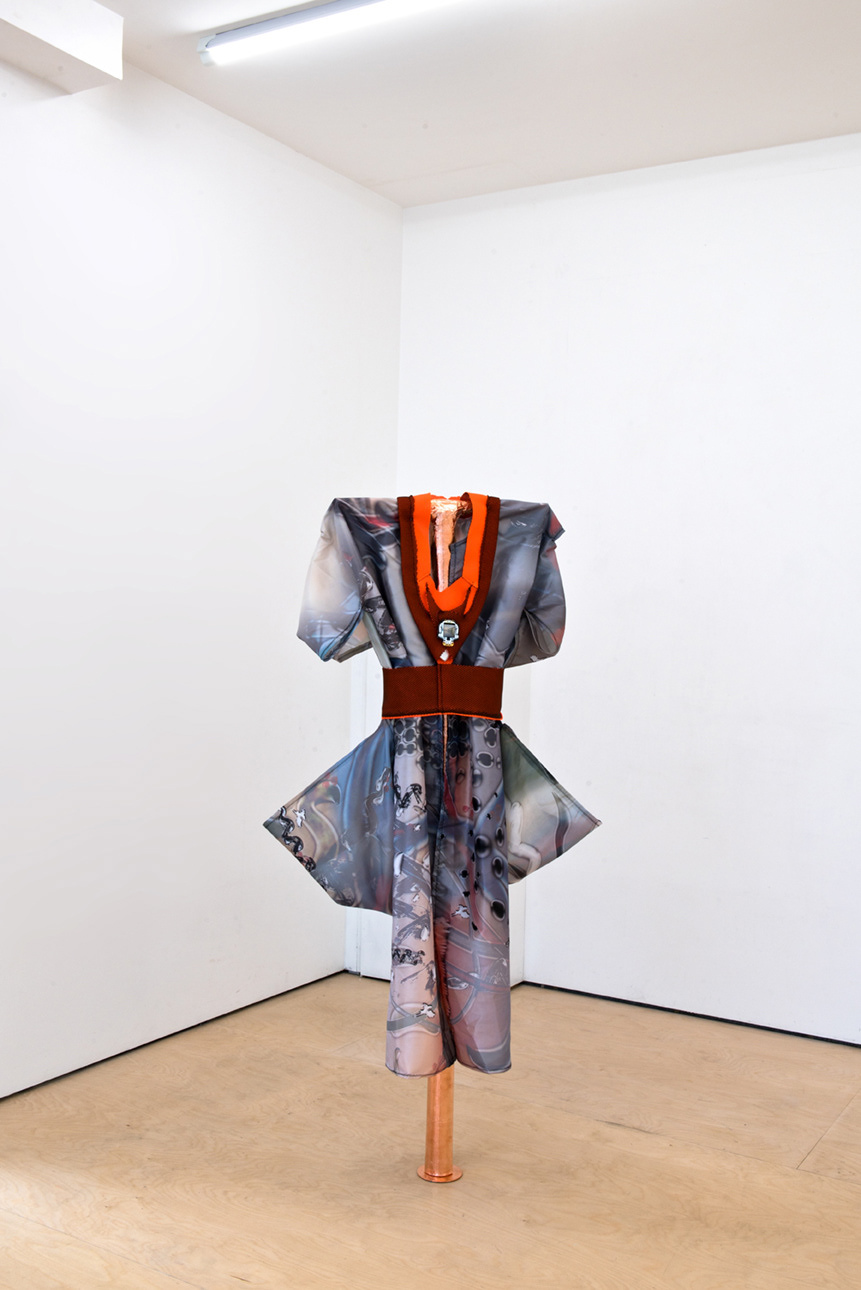 "Cascade Experiment" (80cm x 180 cm). Digitale textile print, microcontroller with screen