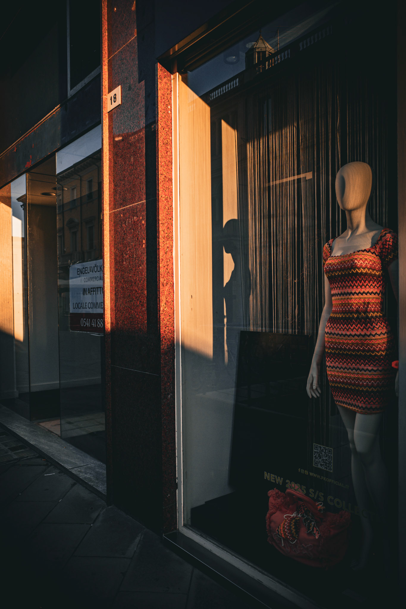 The echo of absence