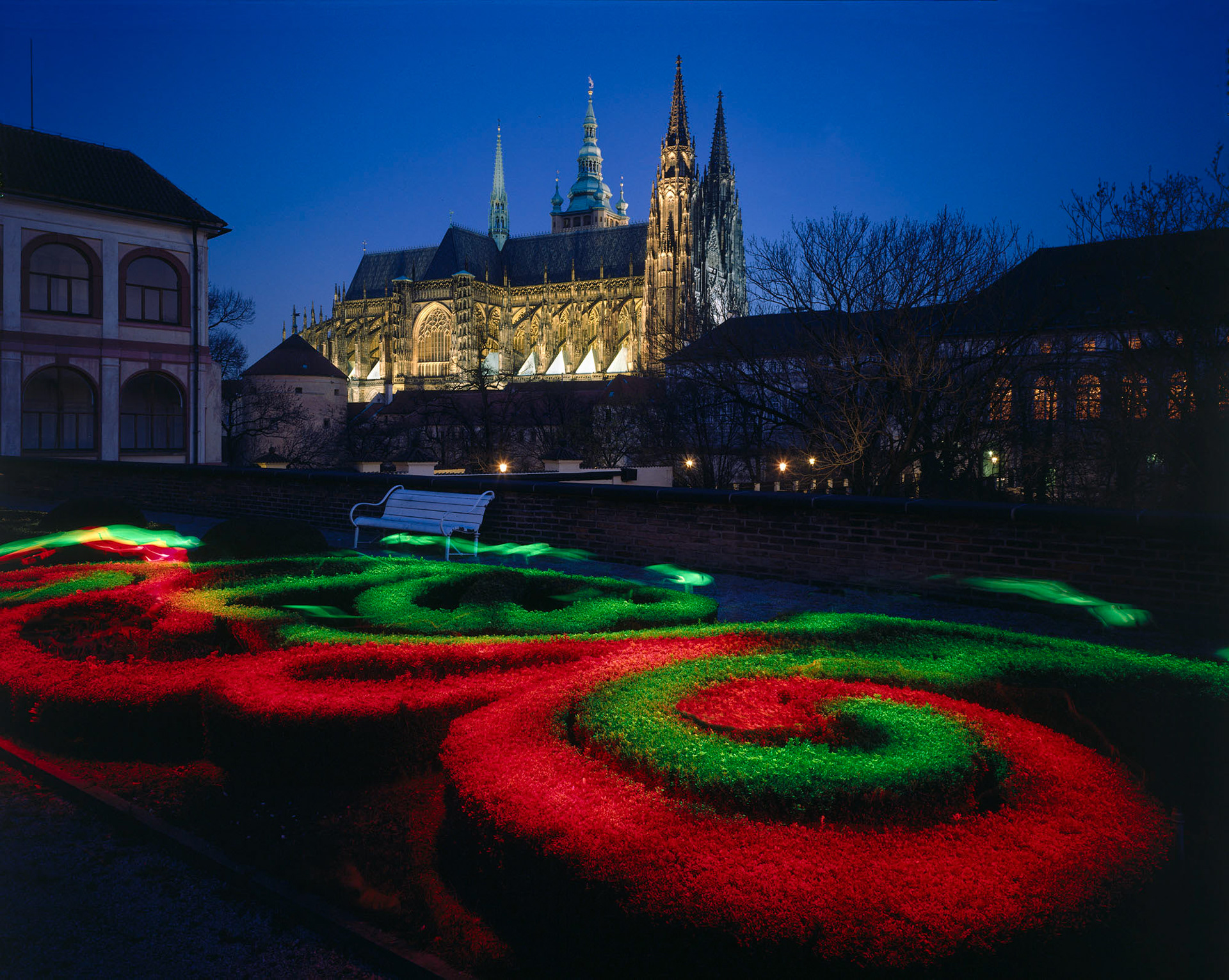 U jízdárny (Praha), 2003