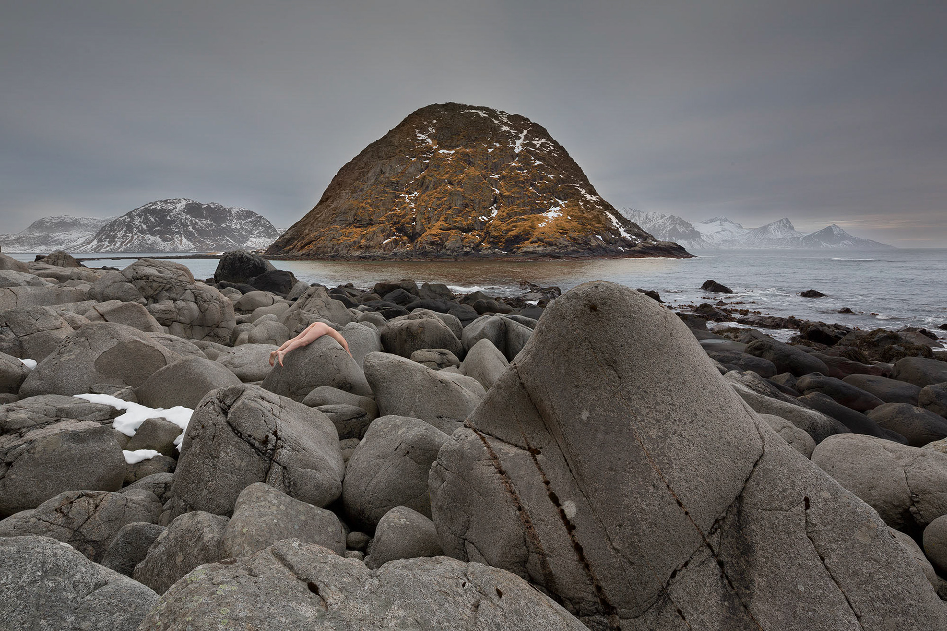 Ztroskotanec 2, 2014