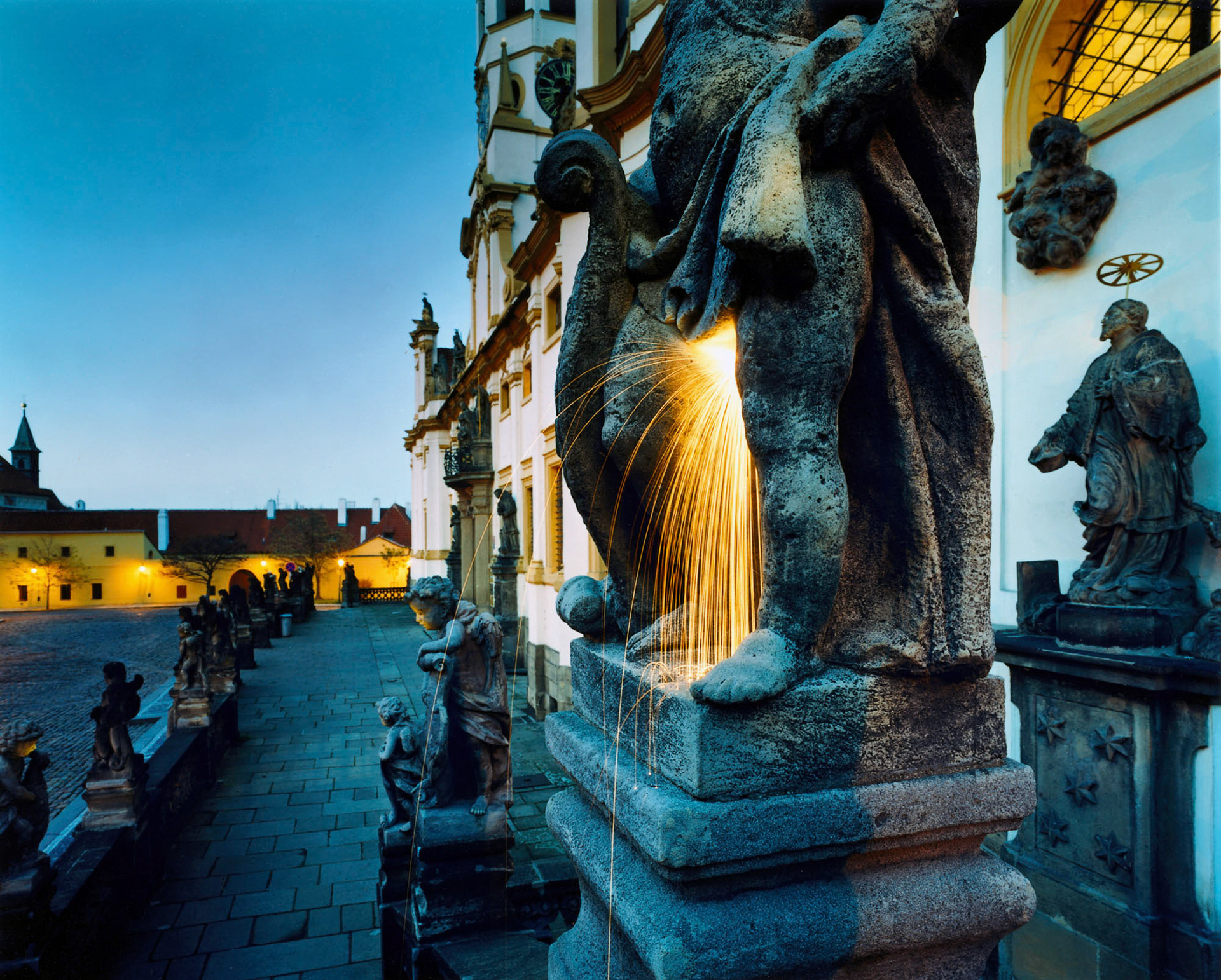 Svatí (Praha: Loreta), 2000