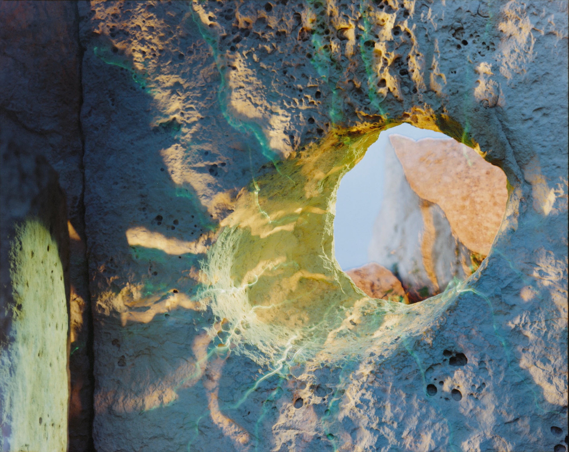 Oracle (Hagar Qim), 1997