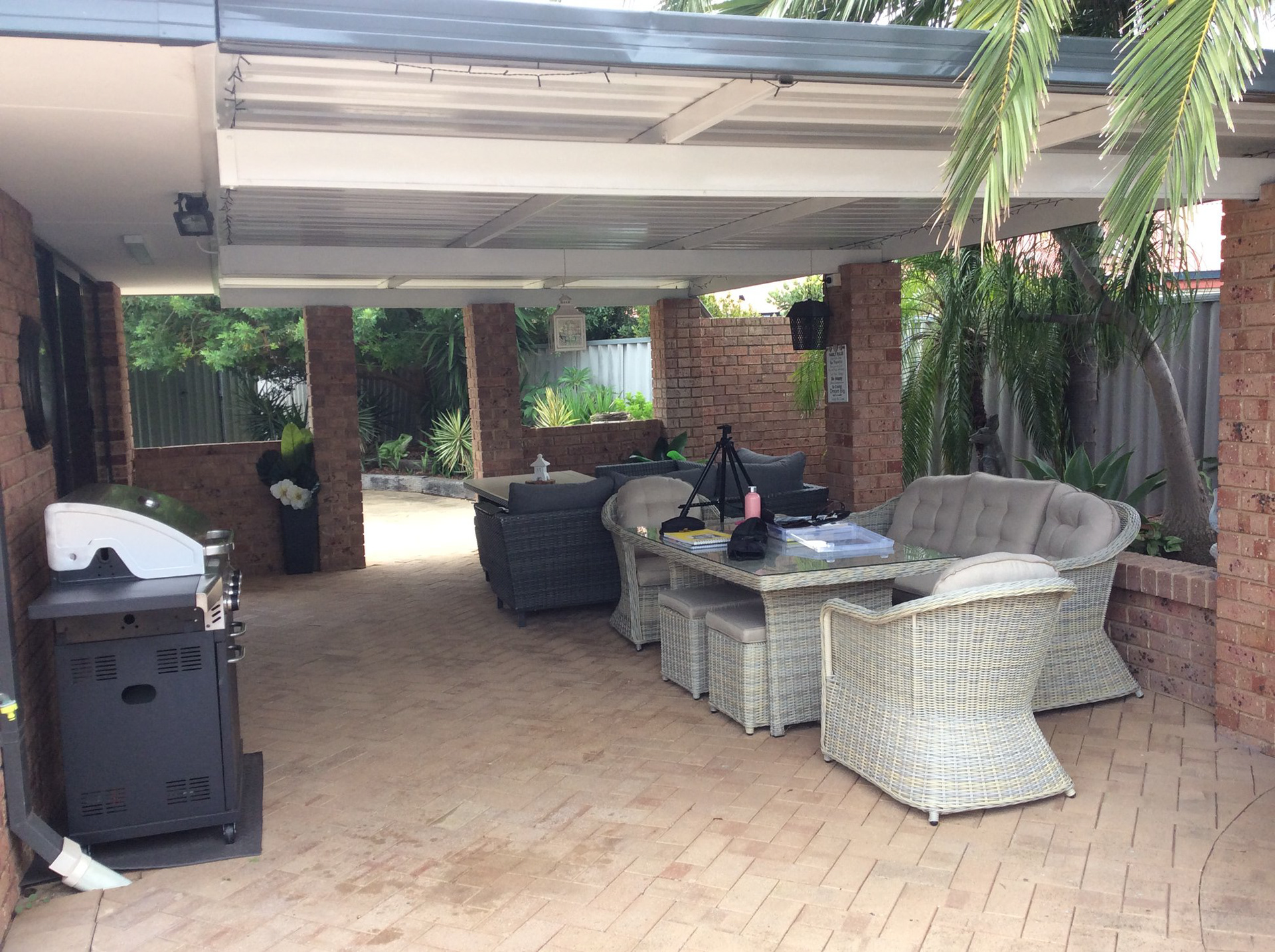 Cooloongup house patio