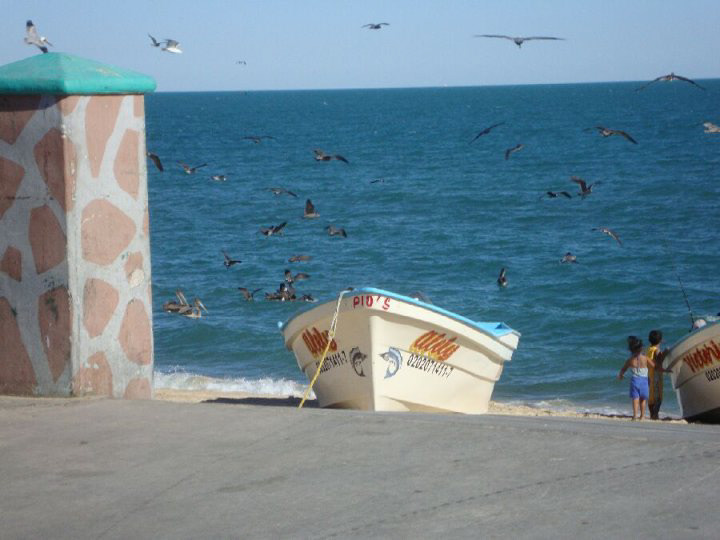 Beach in downtown San Felipe. (Sea of Cortez)