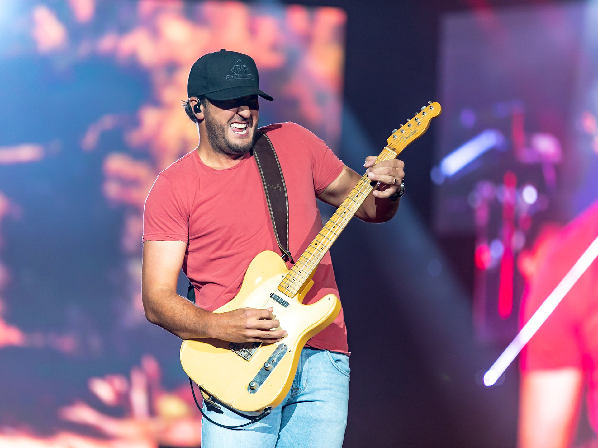LUKE BRYAN