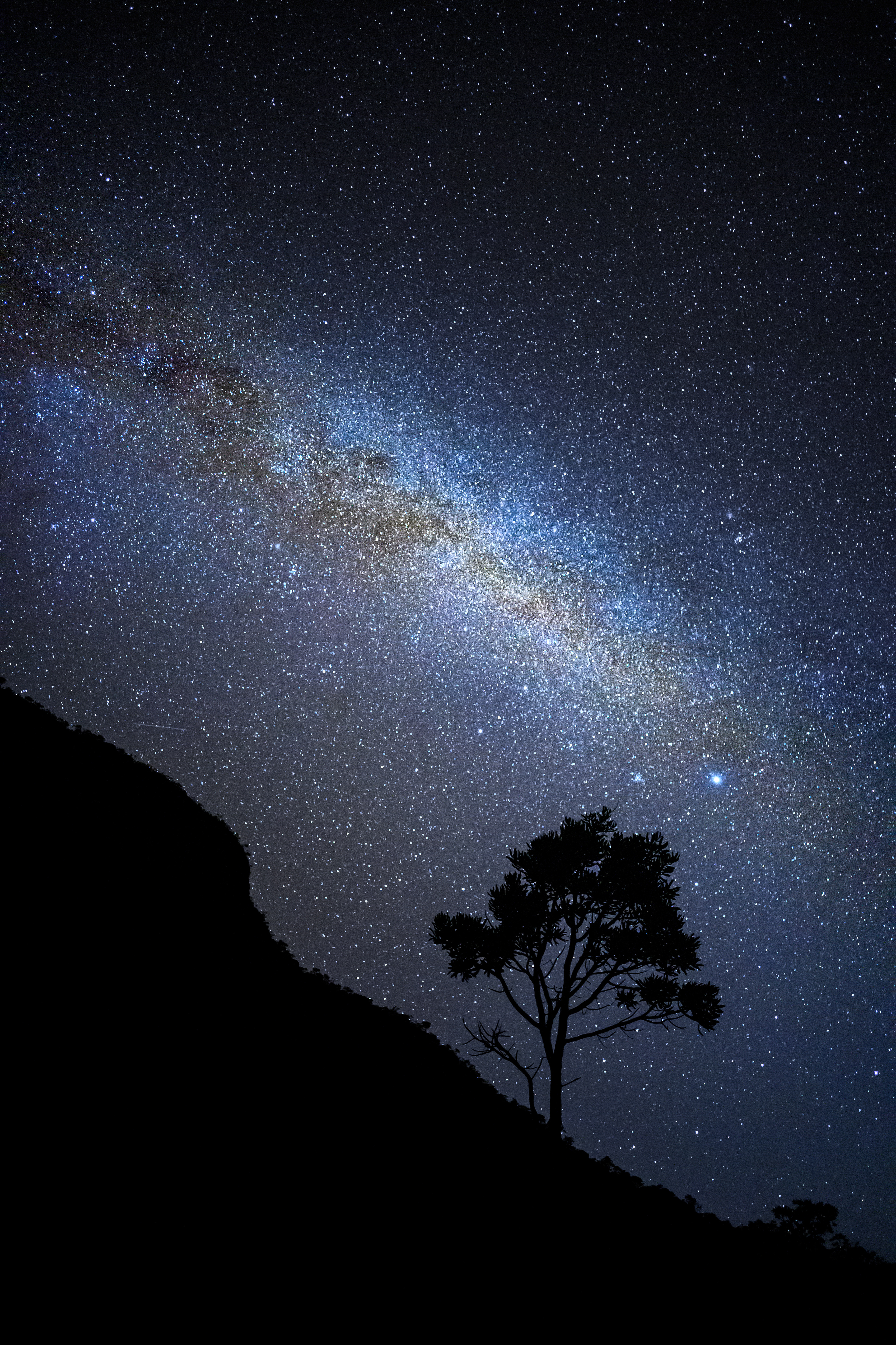 Céu noturno sobre Pico do pouso alto - Chapada dos Veadeiros