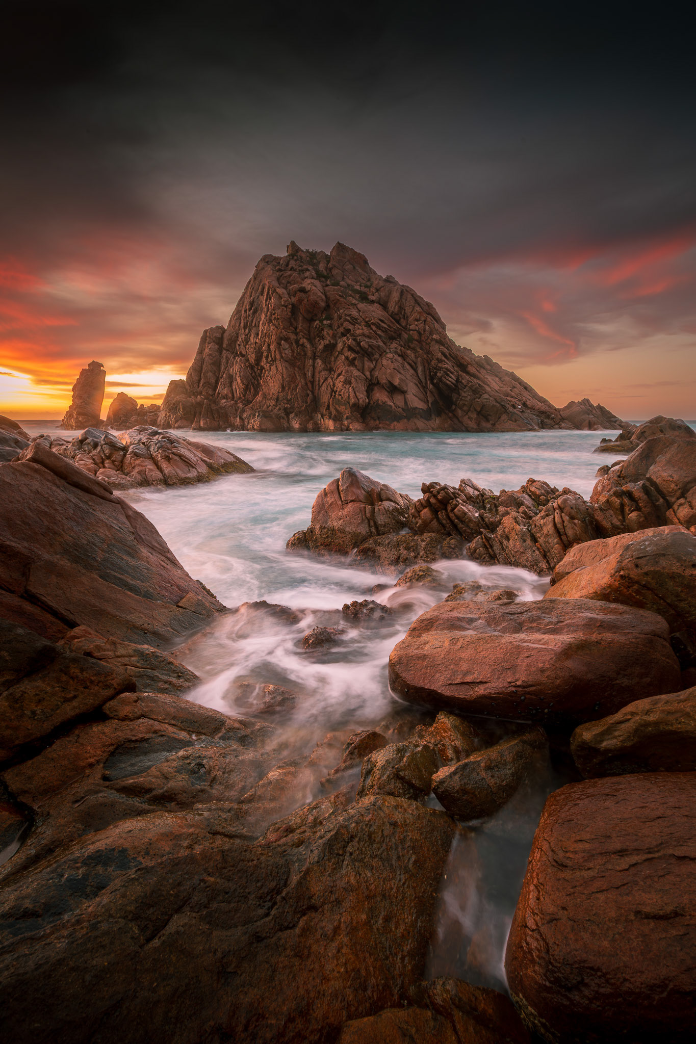 Sugarloaf Rock, Leeuwin-Naturaliste National Park