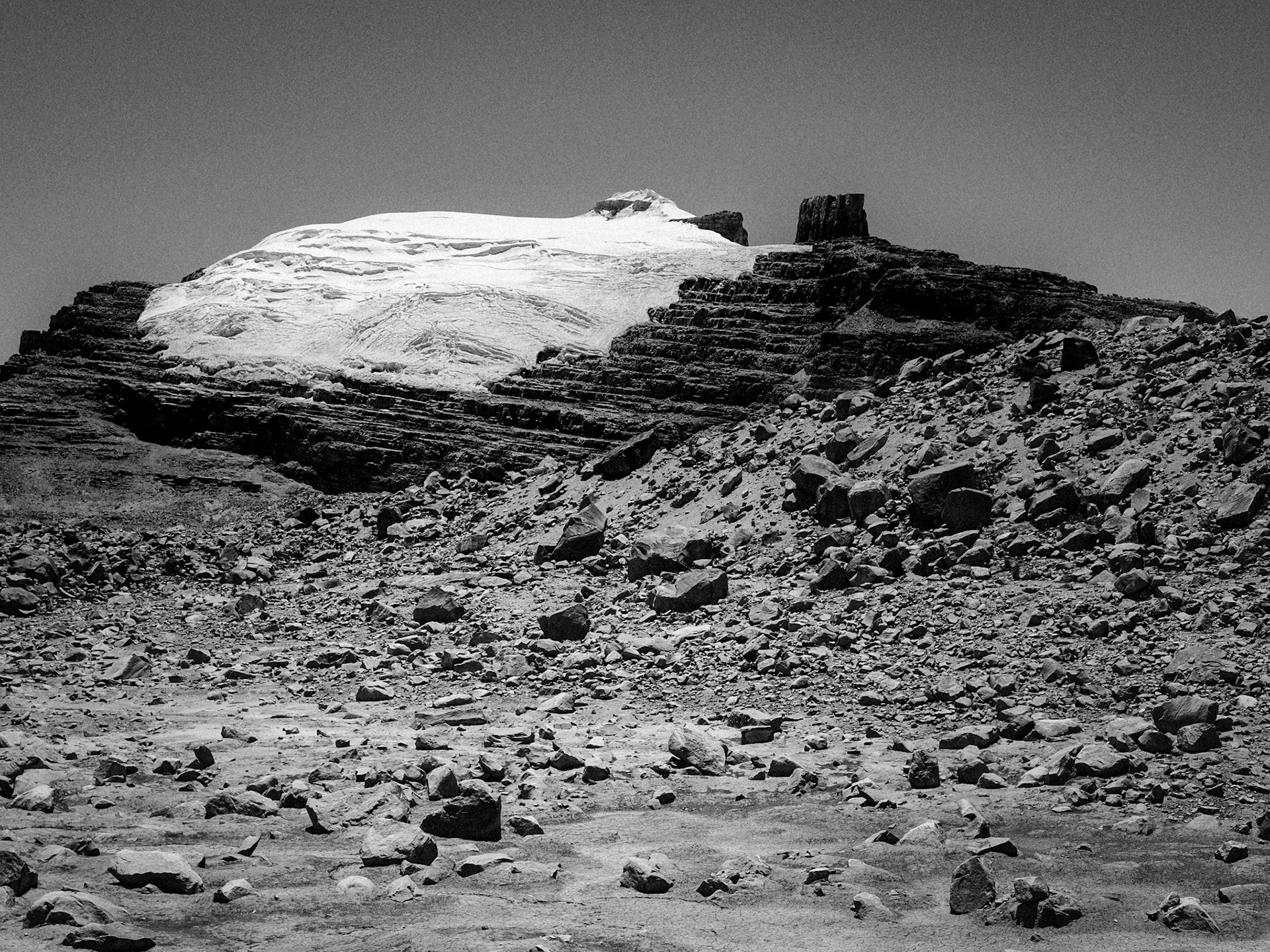 Glacier du Pulpito del Diablo visible depuis la laguna grande de la sierra (4400m)