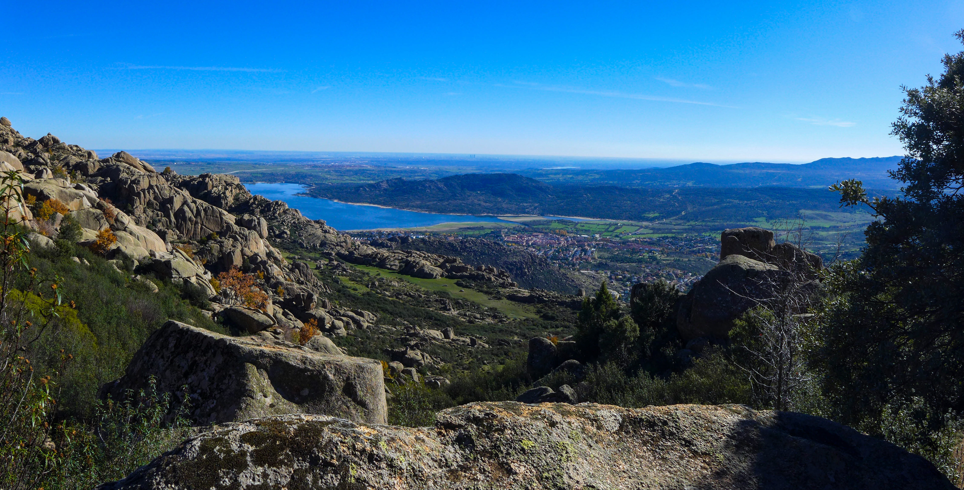 La Pedriza vista desde las proximidades de la Pradera del Yelmo