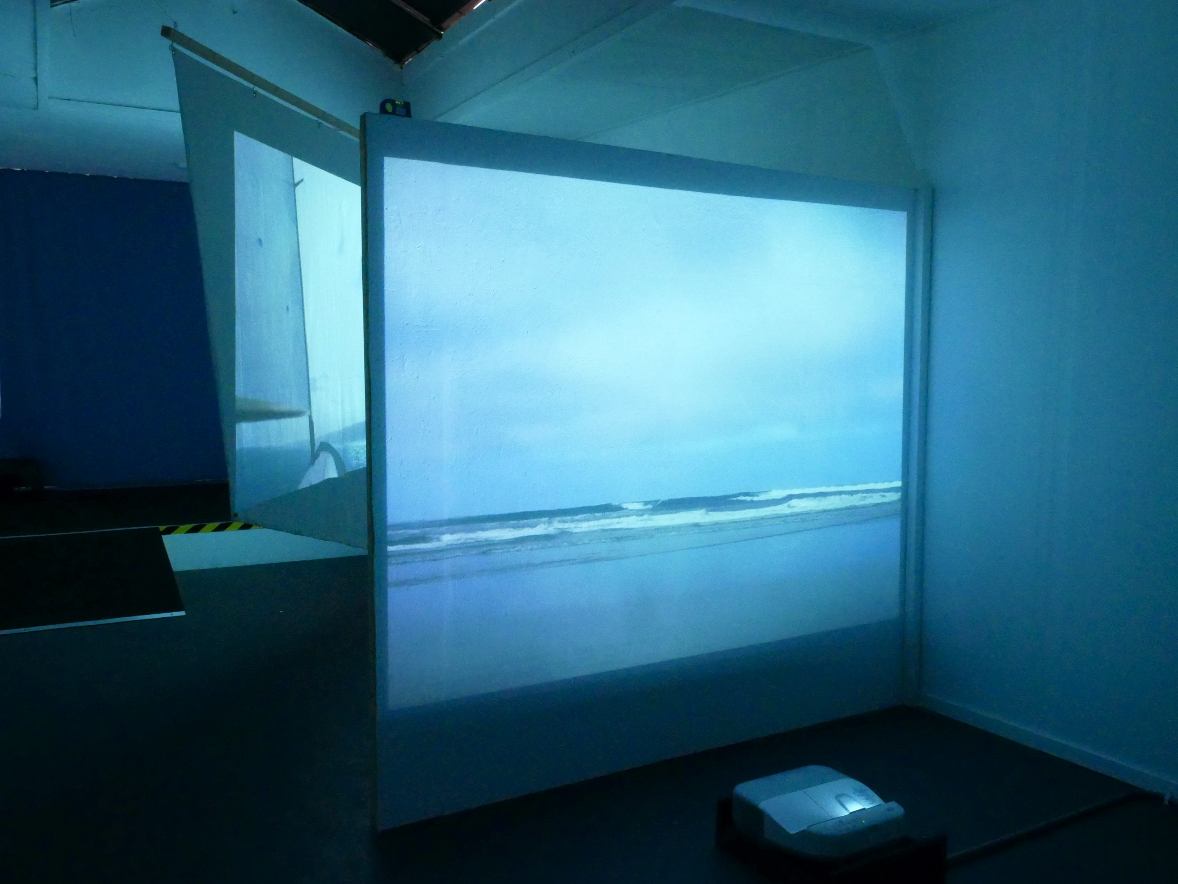 left: Joubin Zargarbashi / right: Nishiko