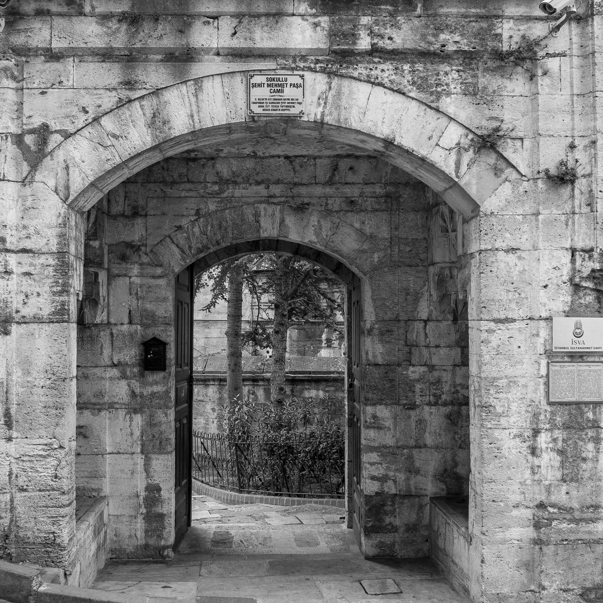 Sokollu Mehmed Pasha Mosque (1572)