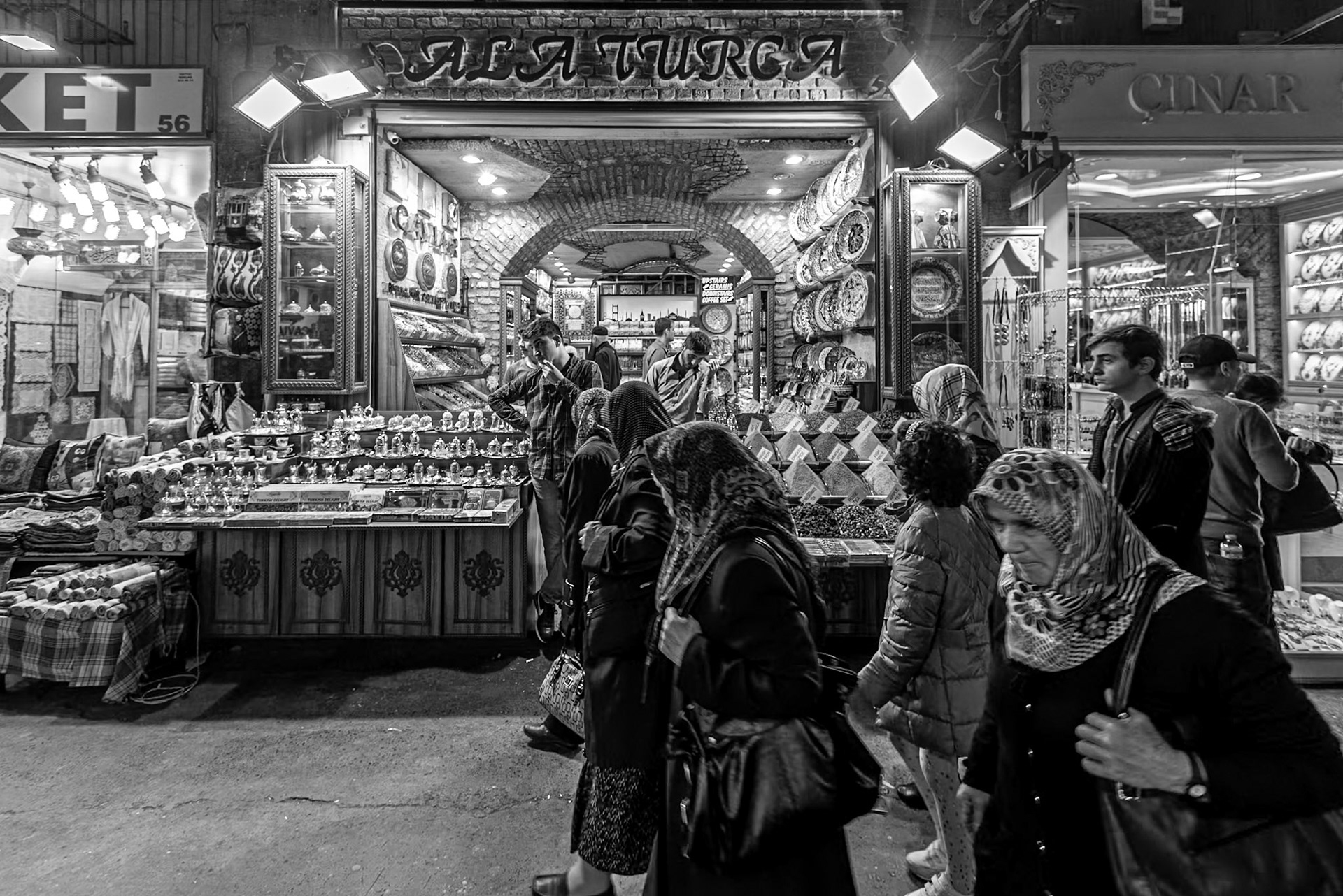 Outdoor Market