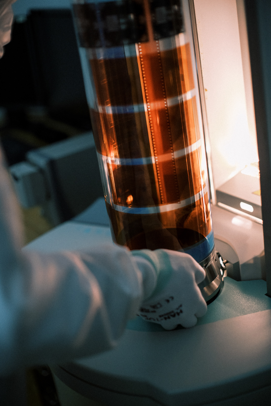 der Heidelberg Tango Trommelscanner von Zoom and Enhance in Puchheim bei München