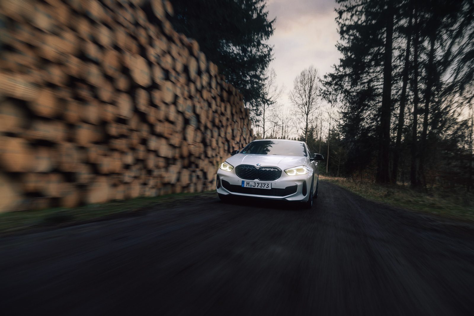 Lukas Müller Fotograf & Filmemacher - BMW M135i Front dynamisch