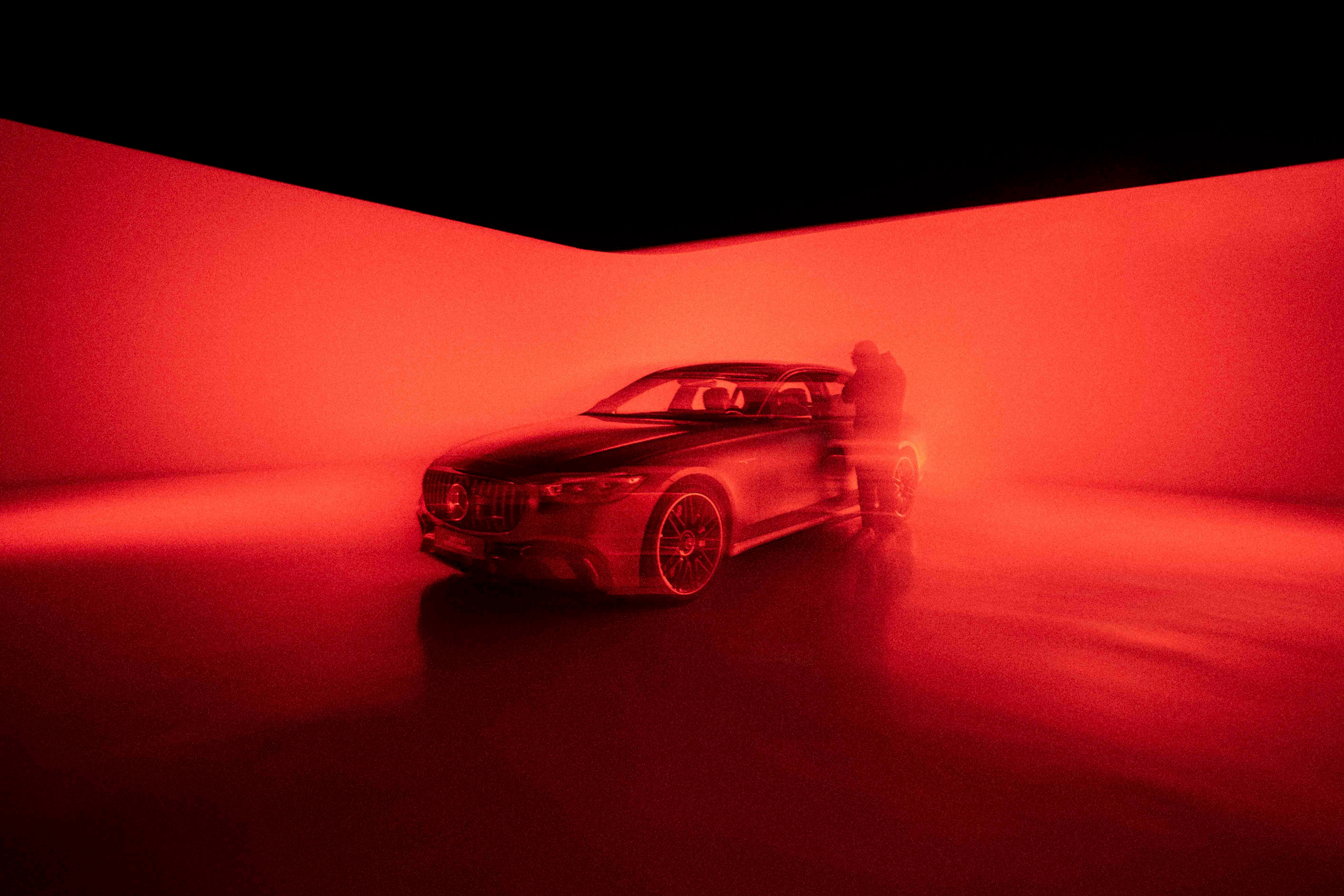 lukas müller fotograf und filmemacher - photographer and filmmaker - Mercedes-AMG S 63 E Performance at Calvert Studios in Malaga 2022