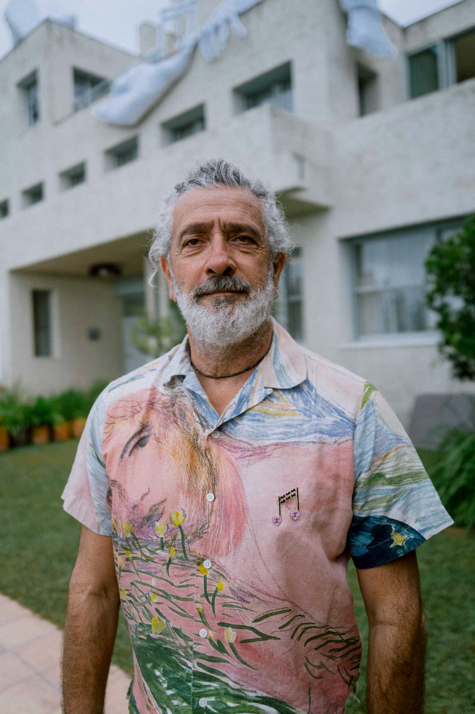 At the 39th Festival d’Hyères, Mercedes-Benz celebrated its commitment to innovative and responsible luxury and design. This year’s festival marked the 4th edition of the Mercedes-Benz Sustainability Mentorship, an initiative created to foster the next generation of fashion talent. Photographer: Lukas Müller