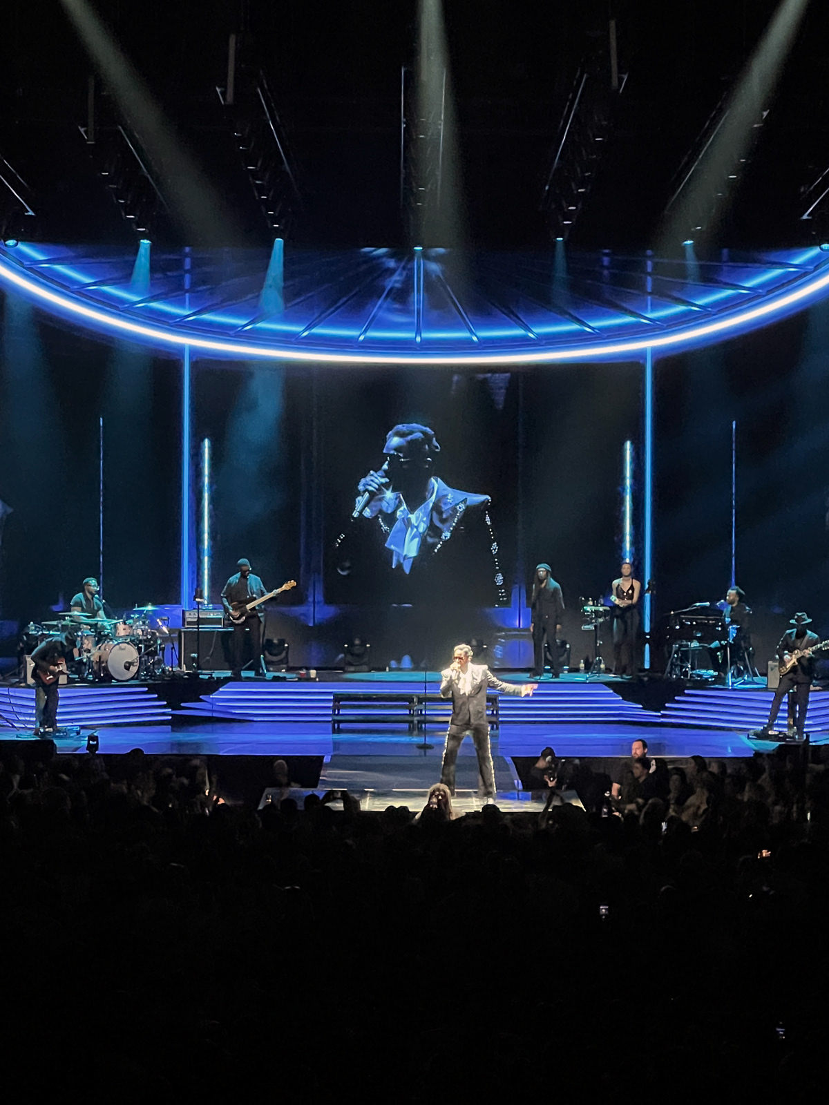 Leon Bridges, Moody Center