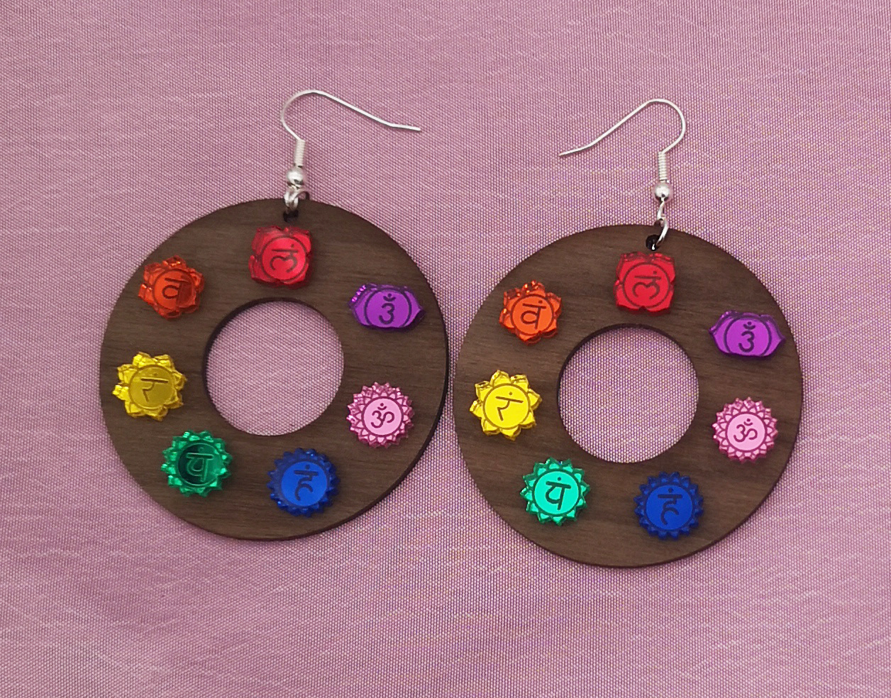 Wood chakra earring £9.95