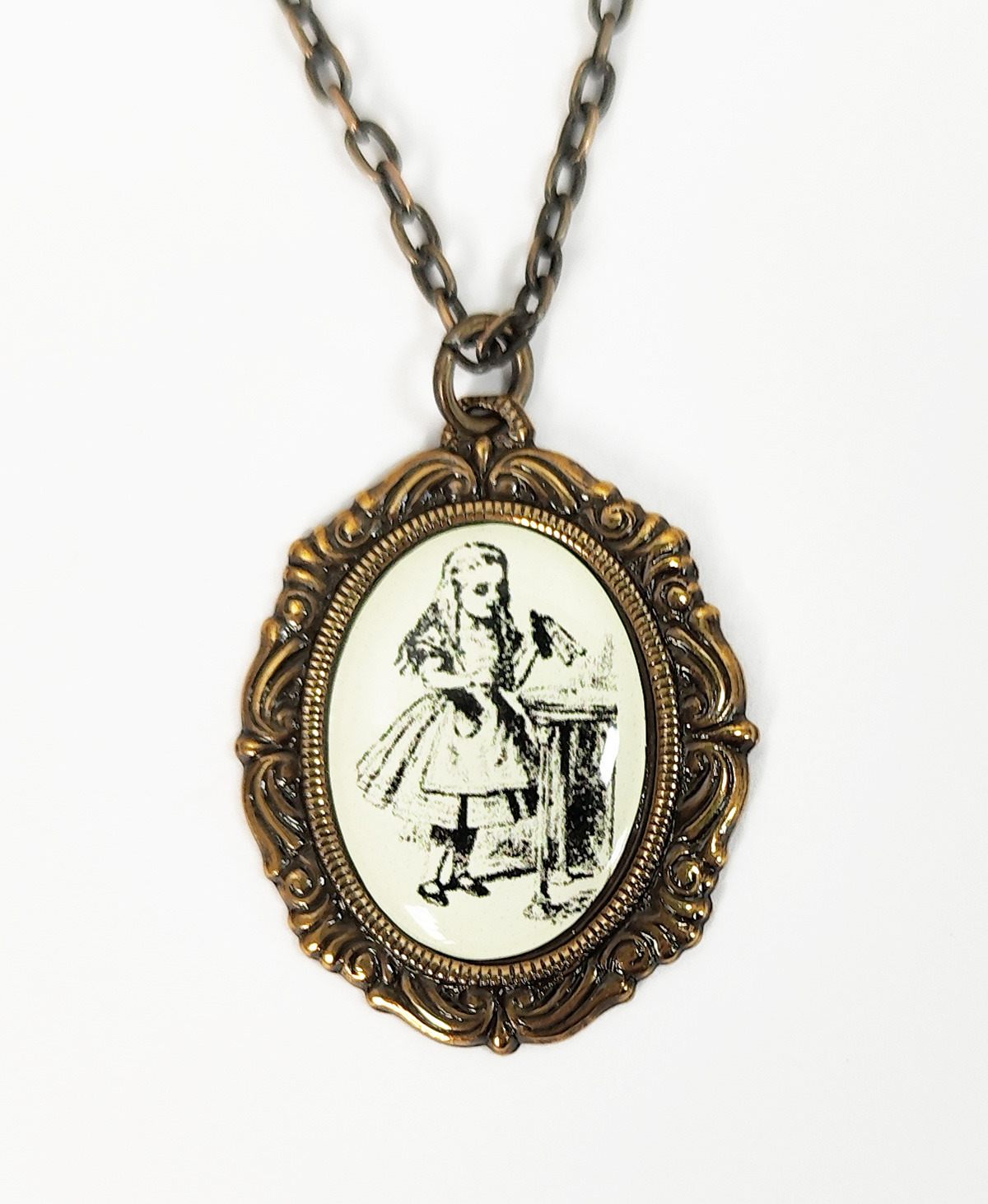 AP15  £3.95  45cm chain