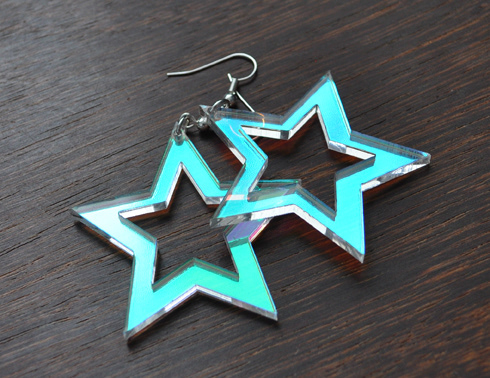 LCE55 £3.50 Irridescent