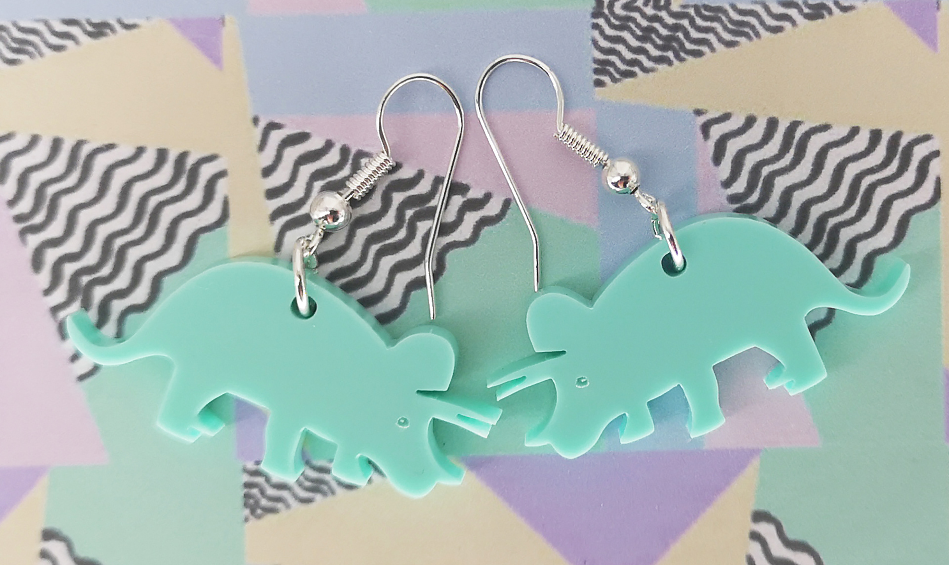 LCE130  Tri £2.50 Turquoise