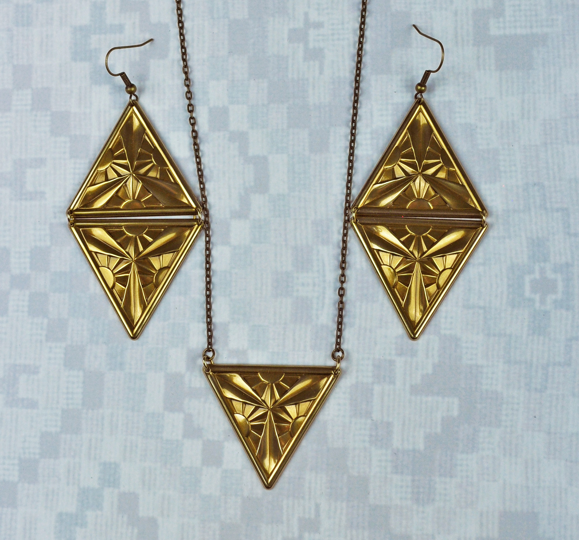 DE15  £3.95  Earrings      DN6  £2.95 Necklace