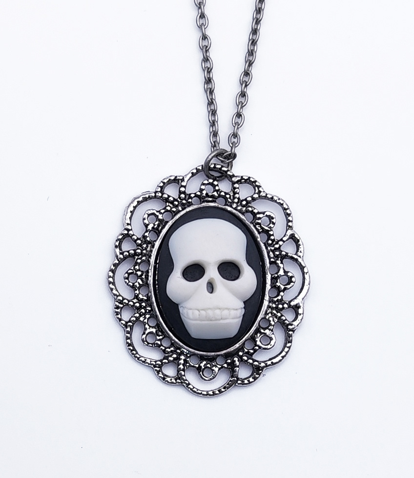 SCP4  £2.95 Cameo 25x18mm