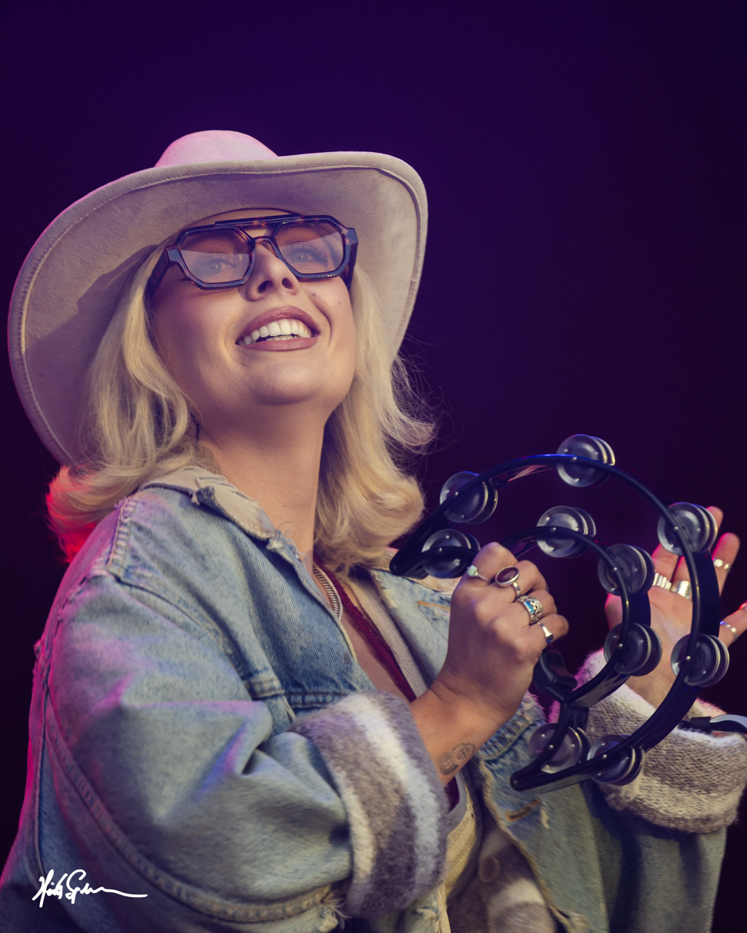 Country Roads – The Sounds of Nashville