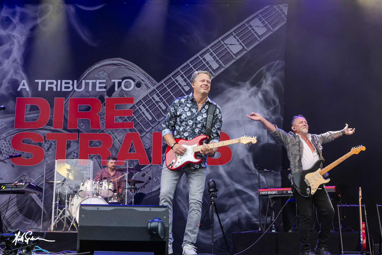  A Tribute to Dire Straits