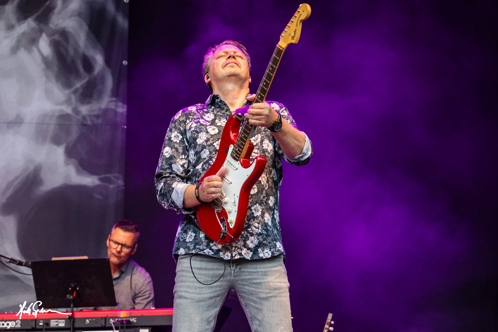 A Tribute to Dire Straits