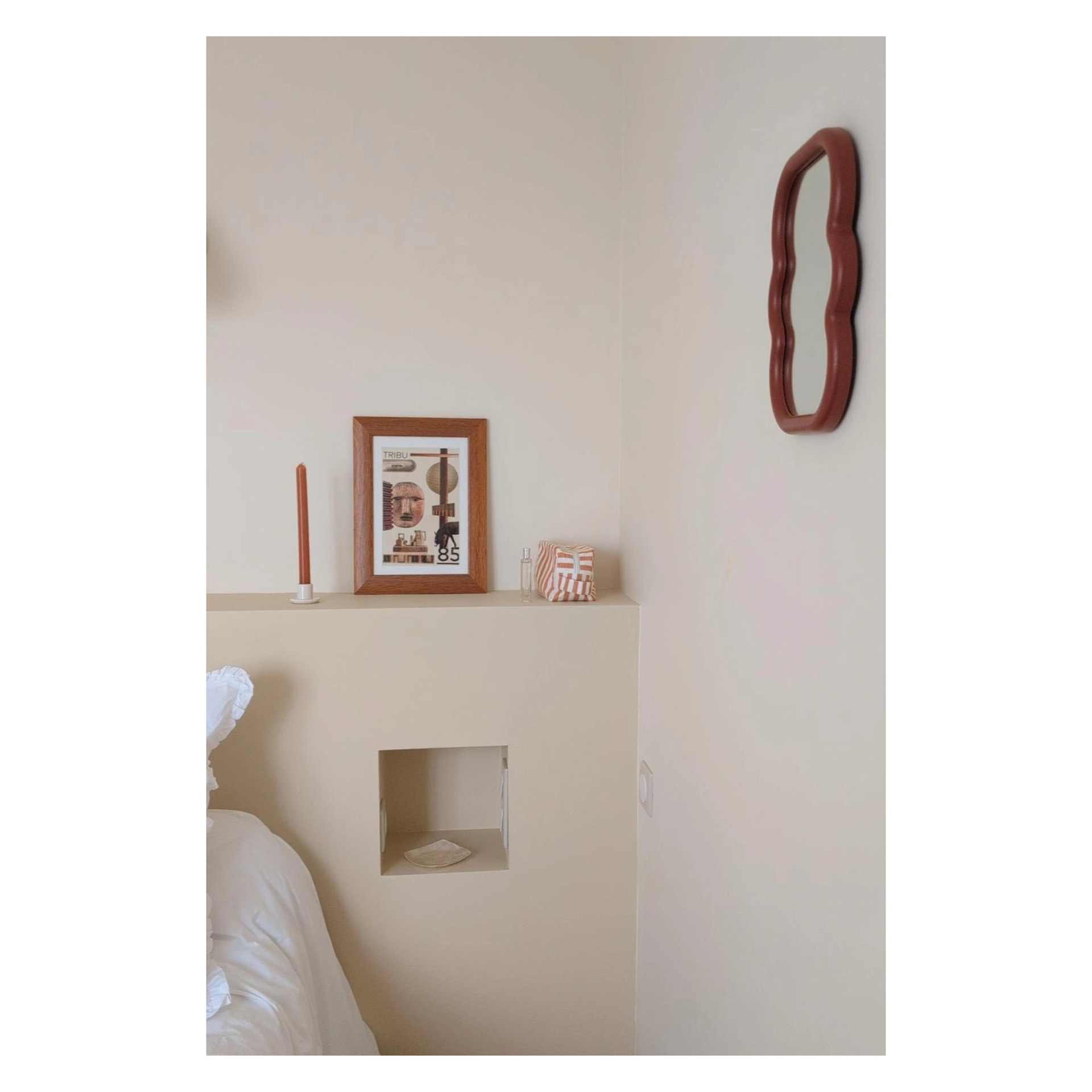Création d'une tête de lit en placo avec des niches