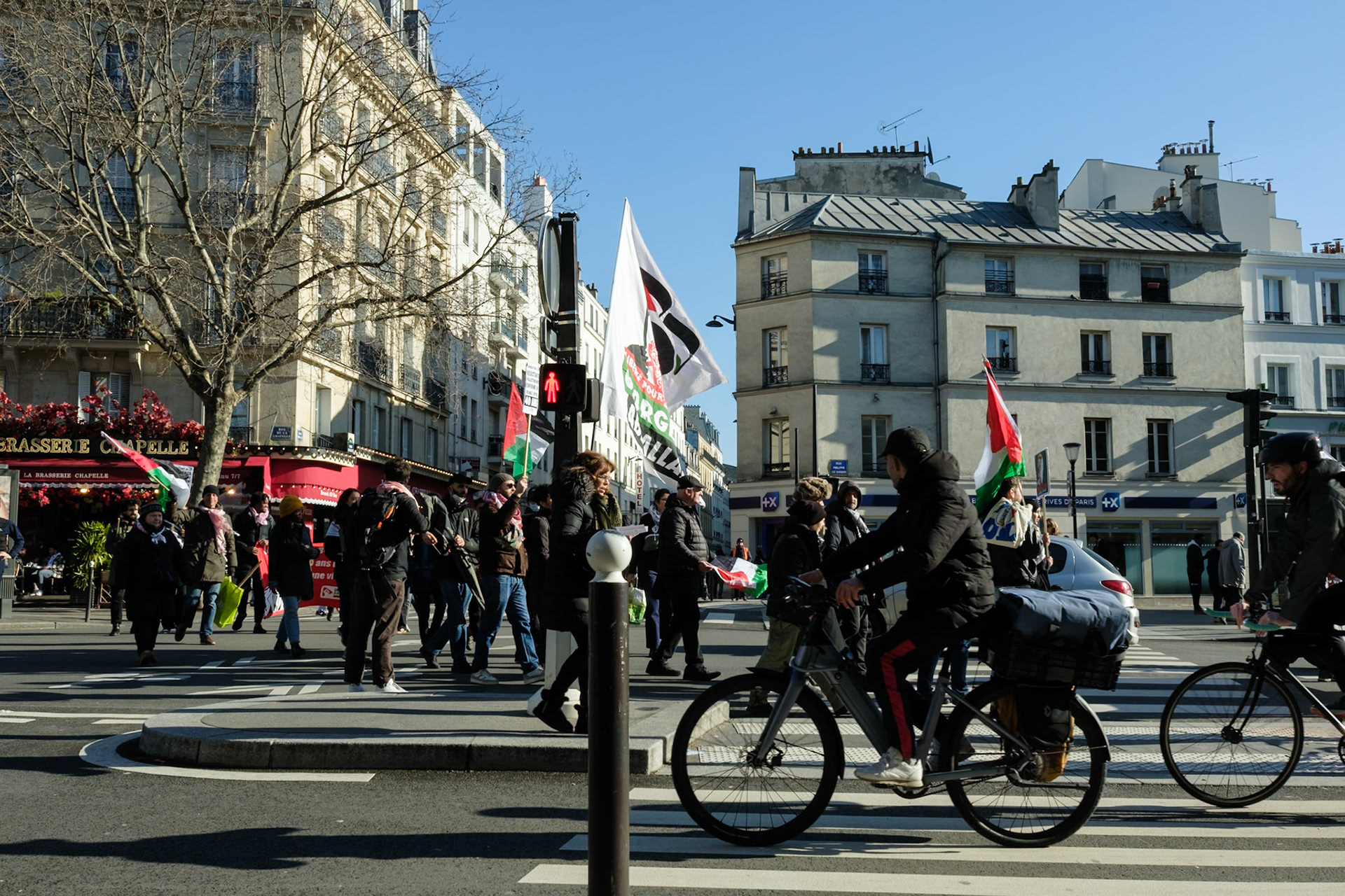 Crowd protesting in favor of the release of George Abdallah from French Prison, starting the protest outside of Marx Dormoy metro station in Paris, France, on February 1st, 2025. After  40 years in prison, the lebanese's release is still being postponed. Paris, February 1st, Maria Kalafatsi.