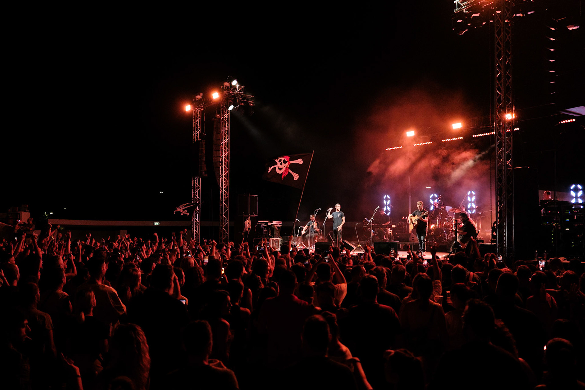 Sokratis Malamas, Ioulia Karapataki, Giannis Malamas, music concert at Nea Moudania, Chalkidiki, Nea Propontida, Greece, August 2025, by Maria Kalafatsi
